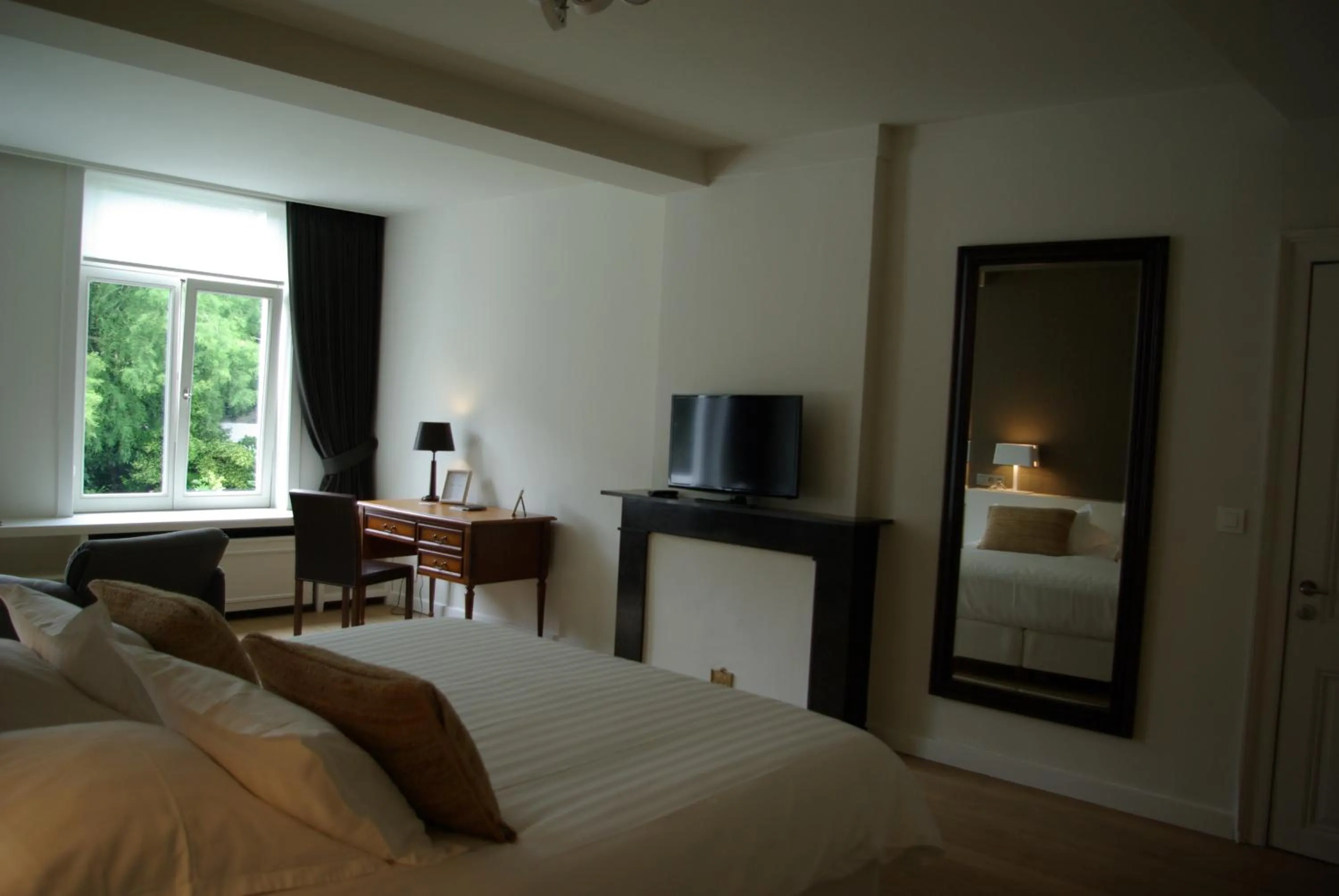 Photo of the whole room, Bed in B&B Huyze Weyne