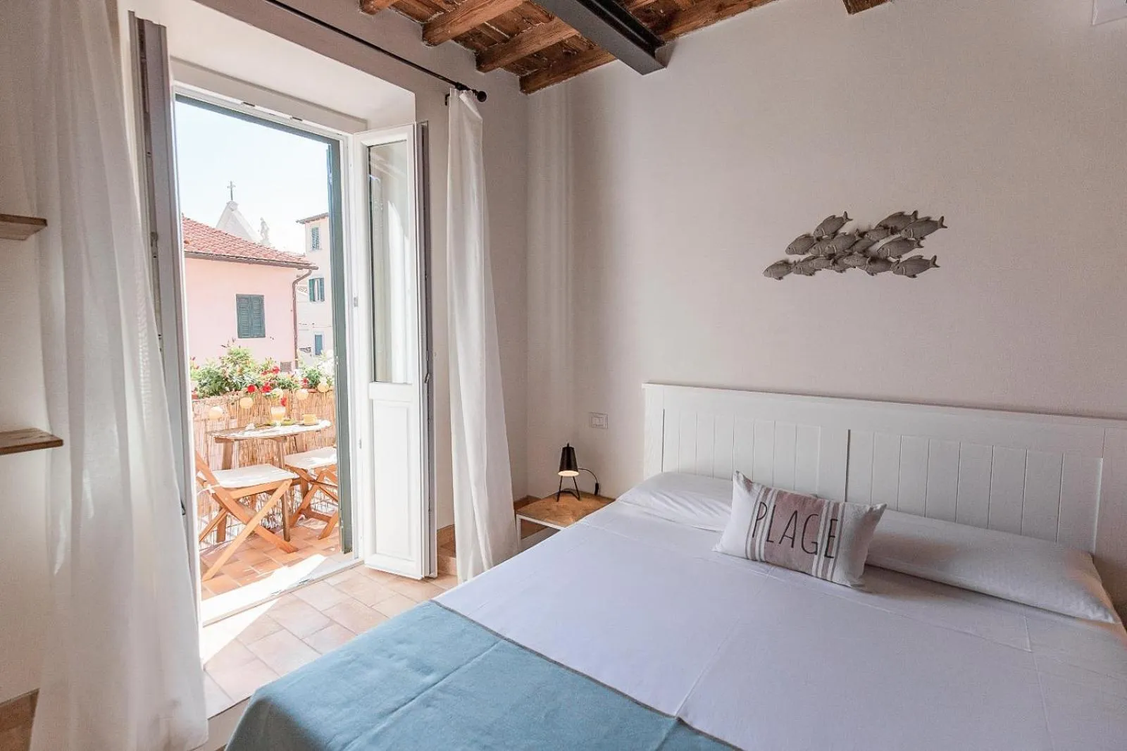 Photo of the whole room, Bed in Indarsena b&b