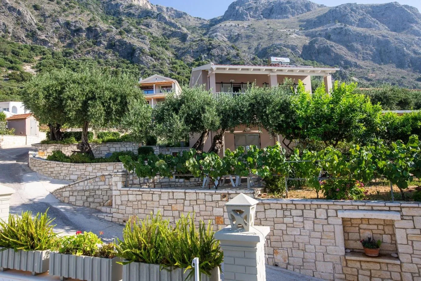 Locanda Barbati Luxury ApartHotel