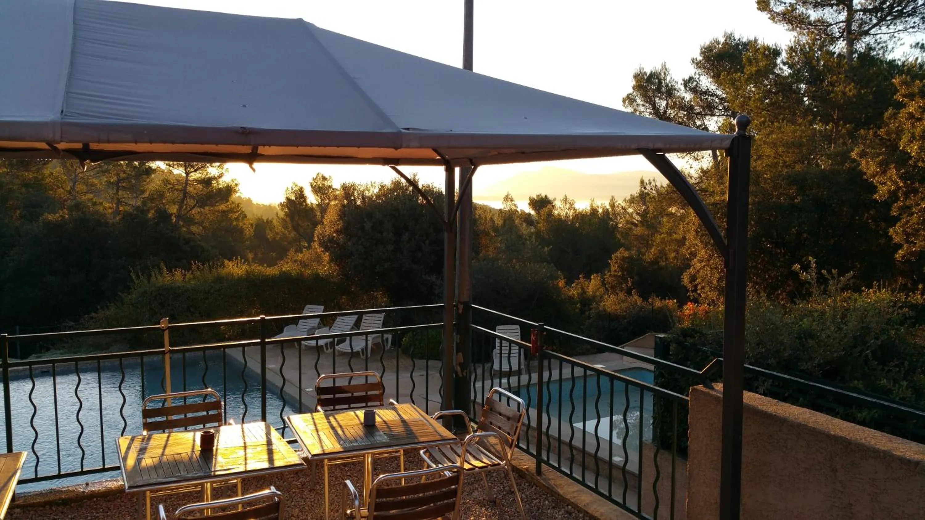 Property building in Les Arbousiers Village Hôtel Provençal
