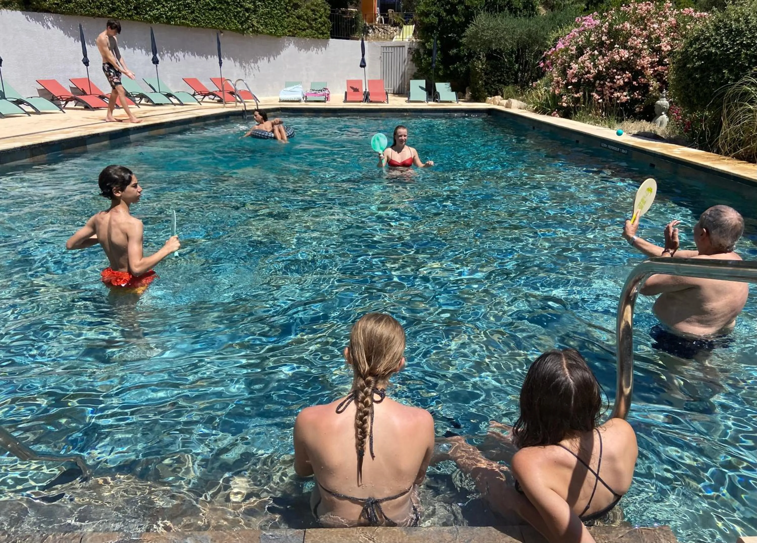 Swimming pool in Les Arbousiers Village Hôtel Provençal