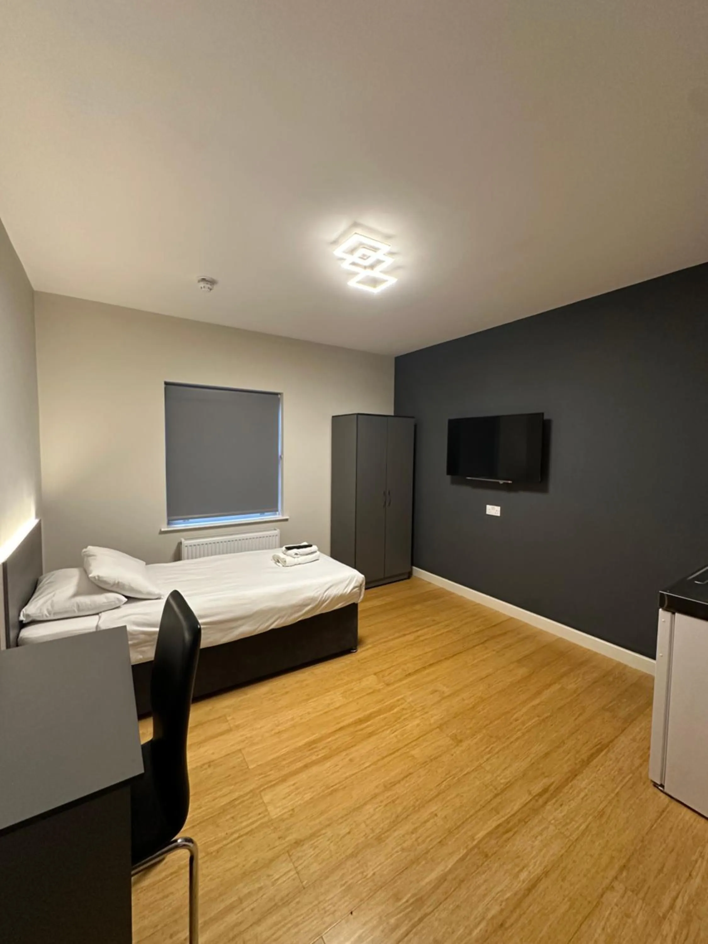 Bed in Wendover Arms Hotel