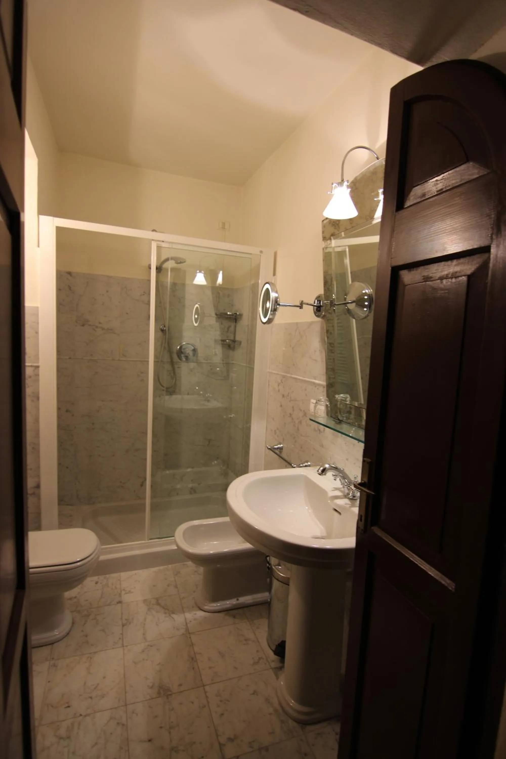 Bathroom in Hotel Villa Giona