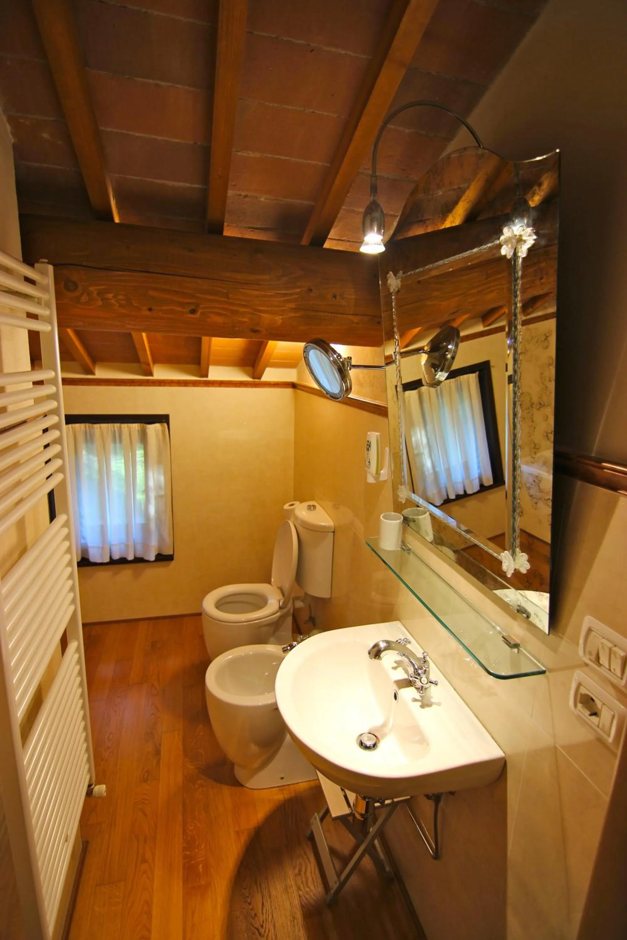 Bathroom in Hotel Villa Giona