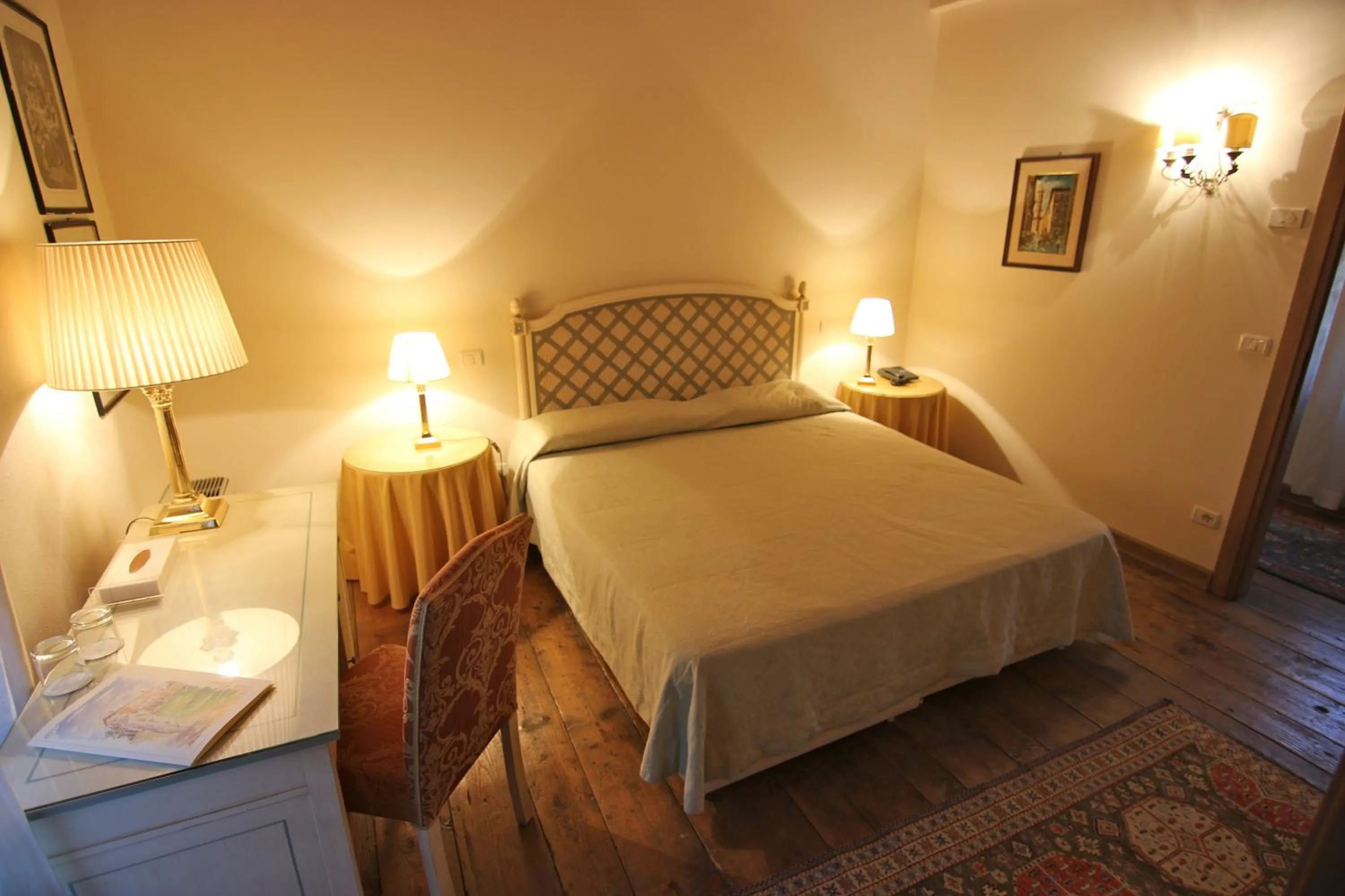 Bedroom in Hotel Villa Giona