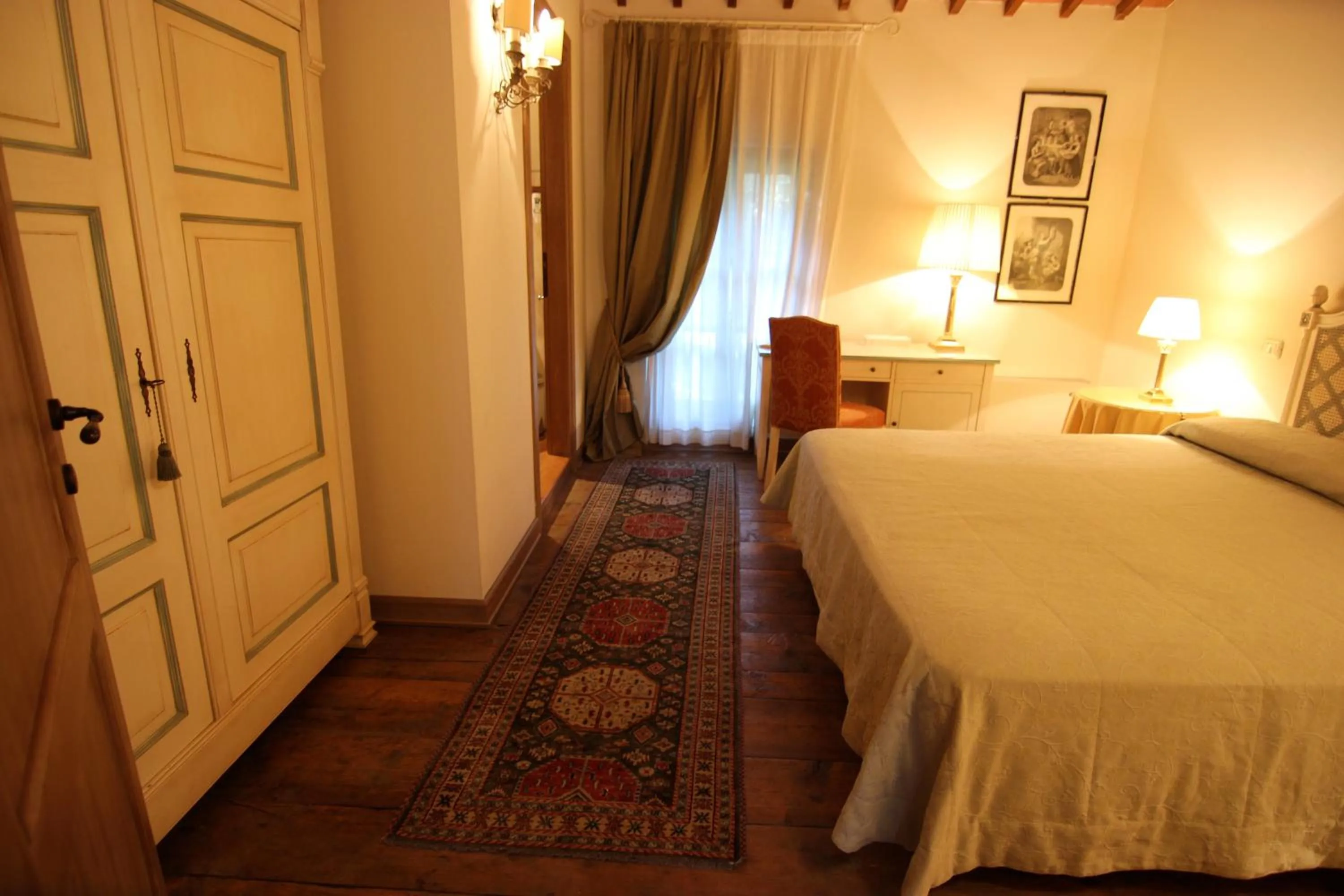 Bedroom in Hotel Villa Giona