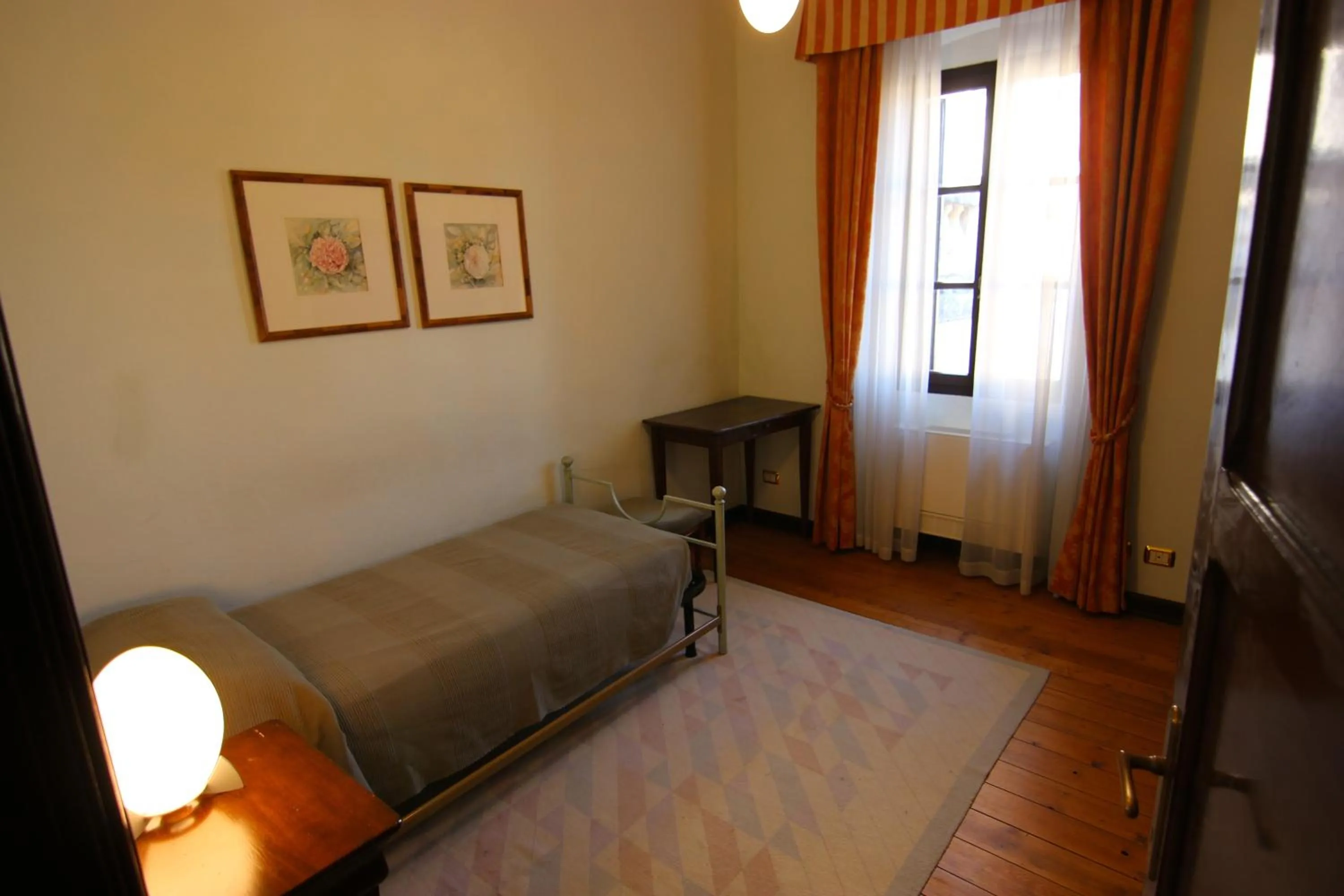 Bedroom in Hotel Villa Giona