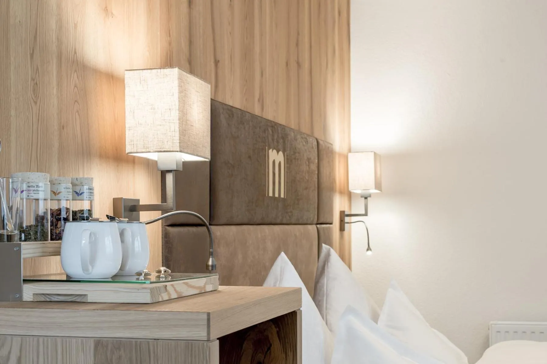 Coffee/tea facilities, Bed in Hotel Mondin