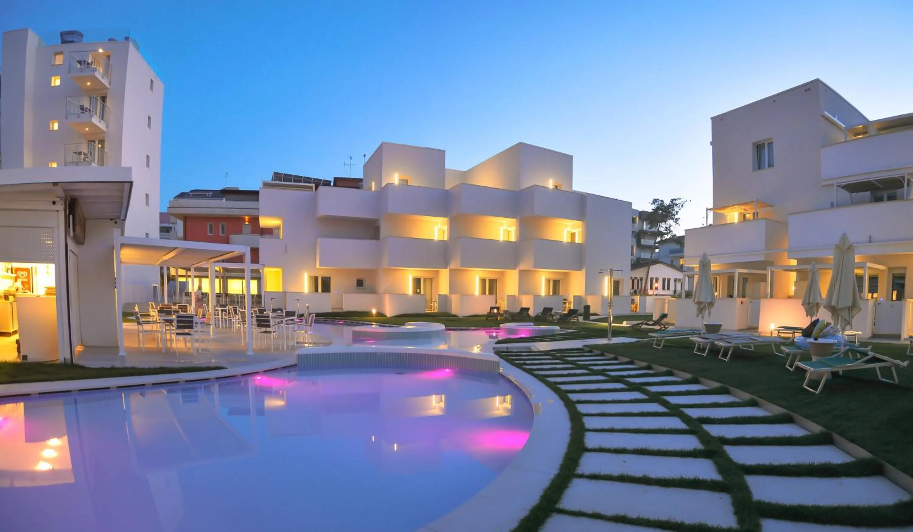 Property building in Marina Palace Hotel 4 stelle S