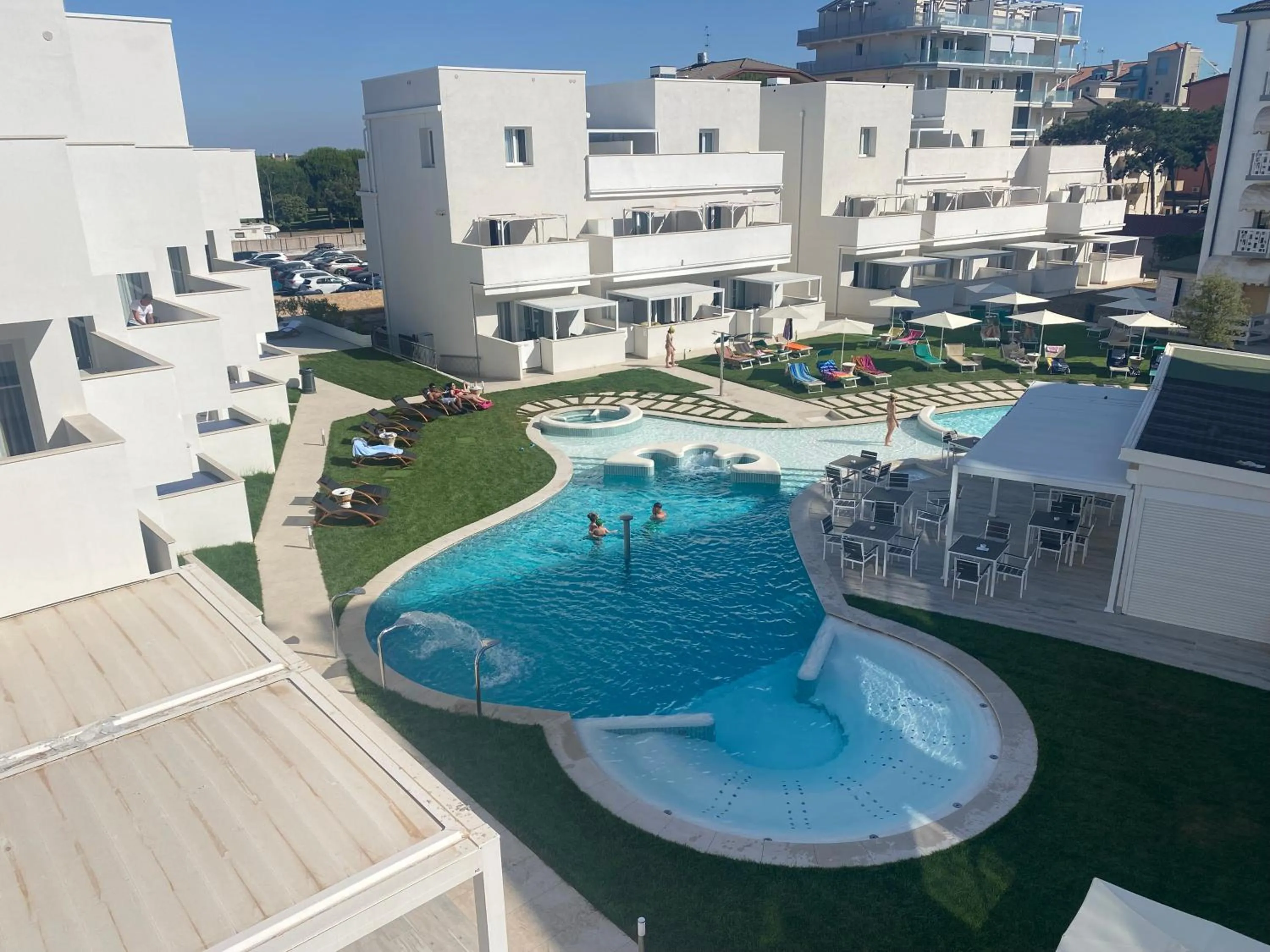 Pool view in Marina Palace Hotel 4 stelle S