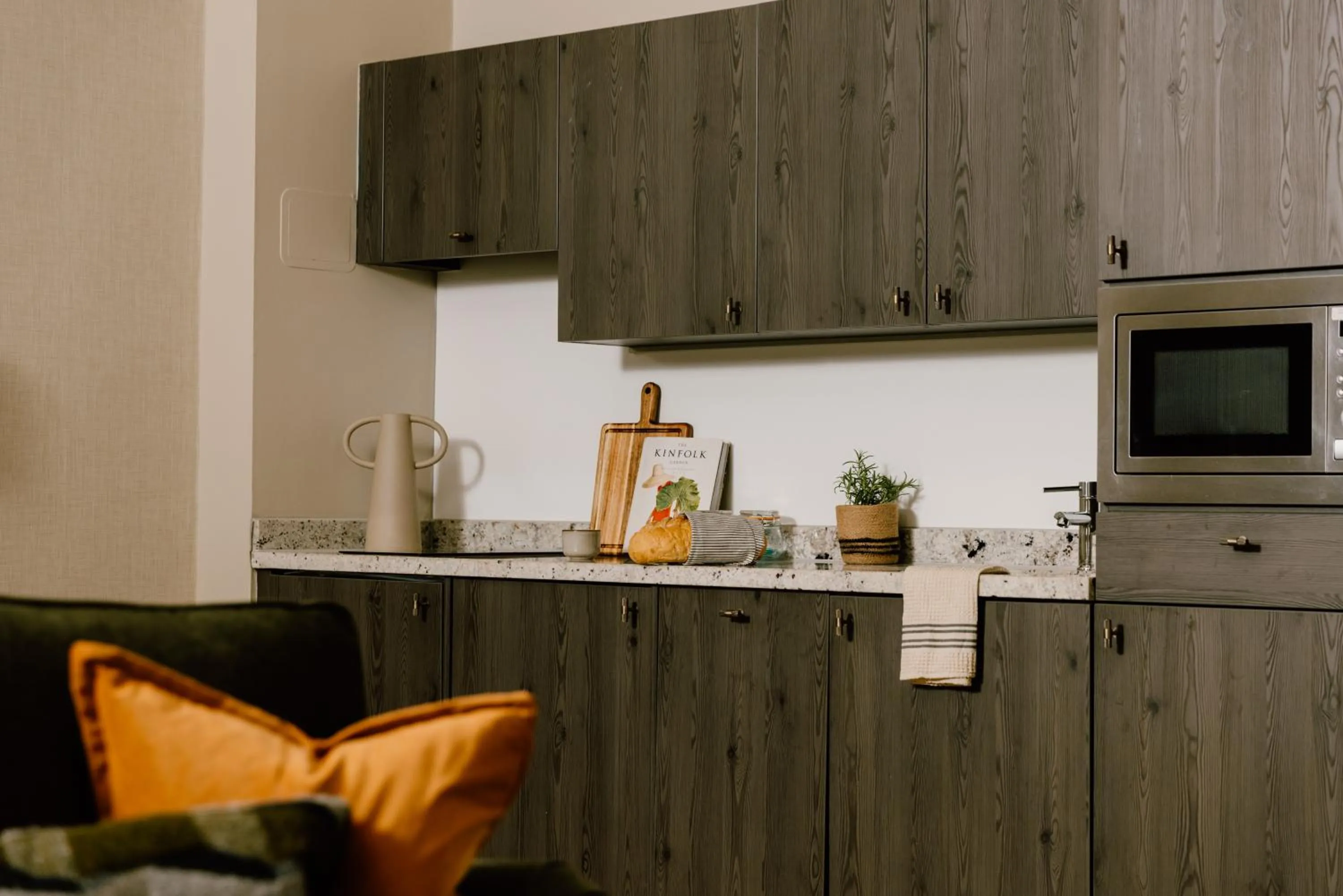 Kitchen or kitchenette in Native Glasgow