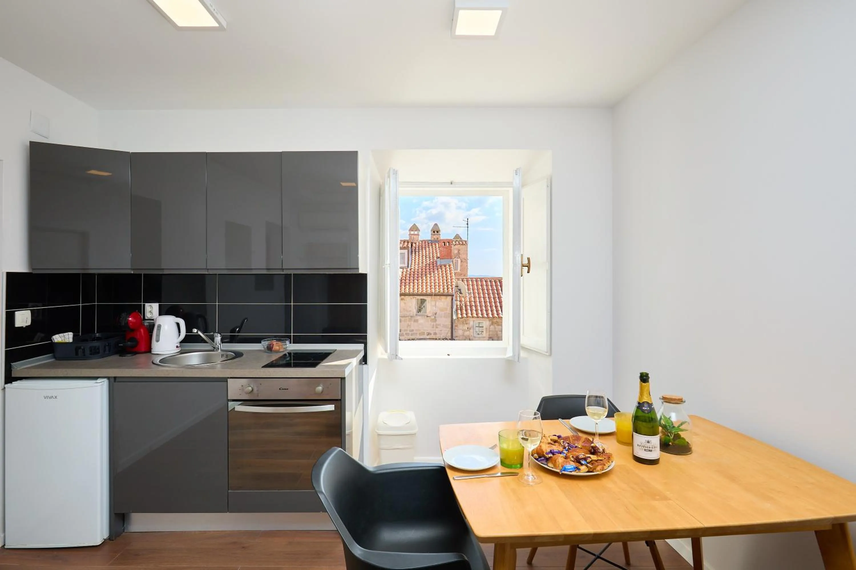 kitchen in Dominium Old City Suite