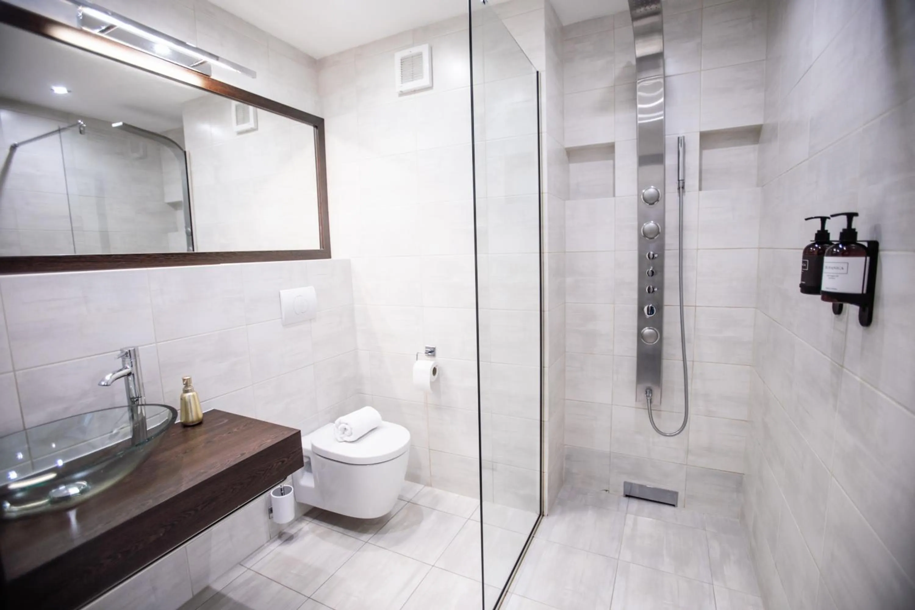 Shower in Interhotel Tatra