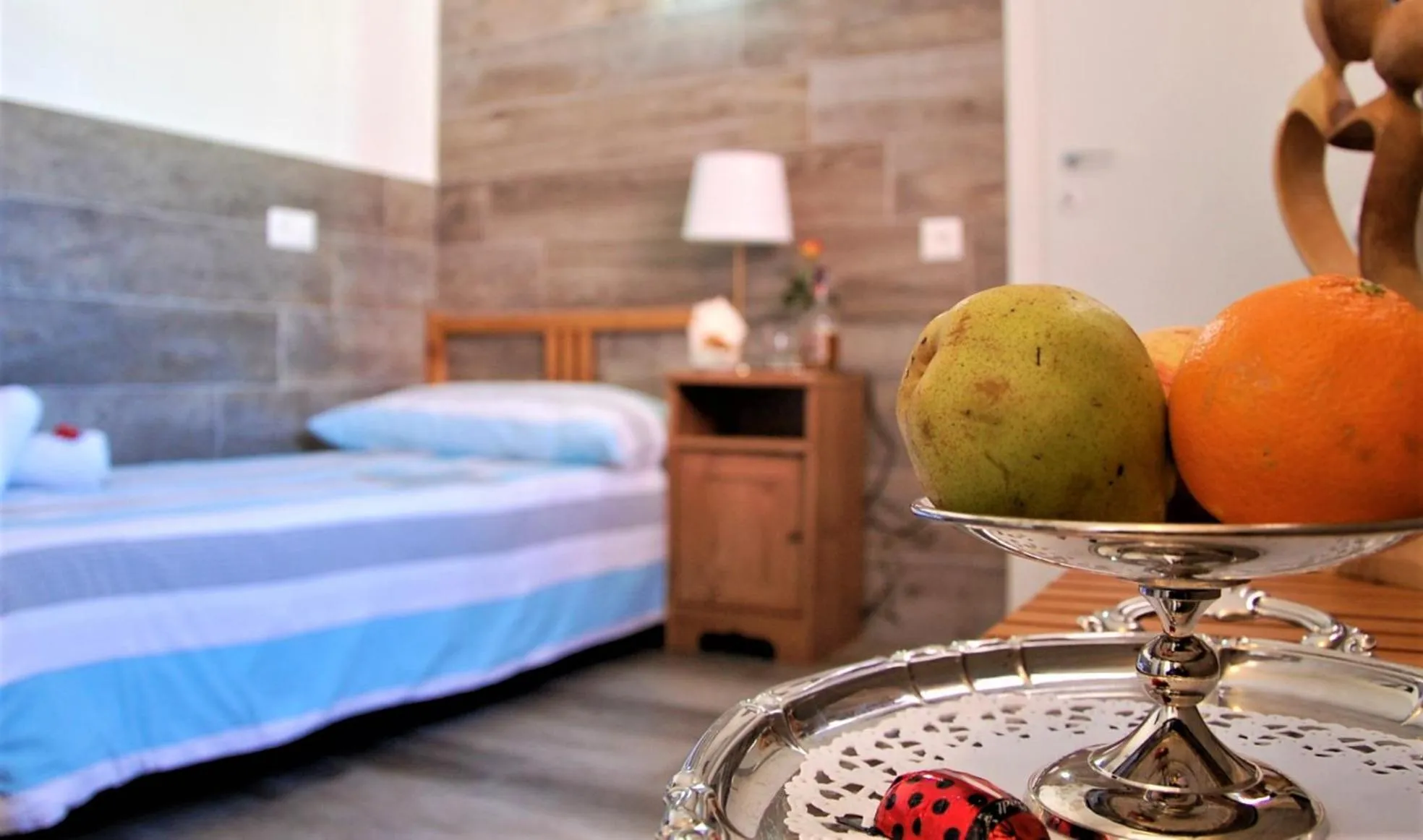 Decorative detail, Bed in Hotel della Posta