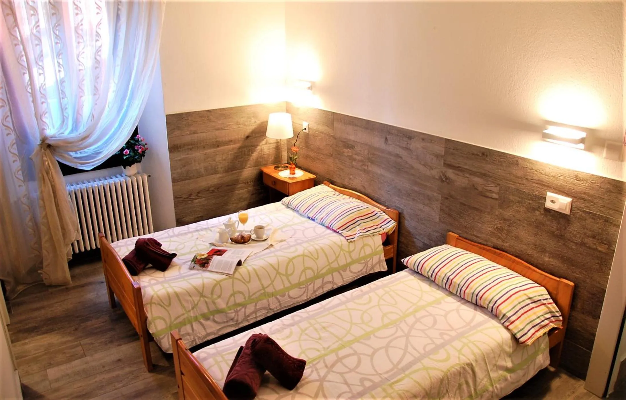 Bedroom, Bed in Hotel della Posta