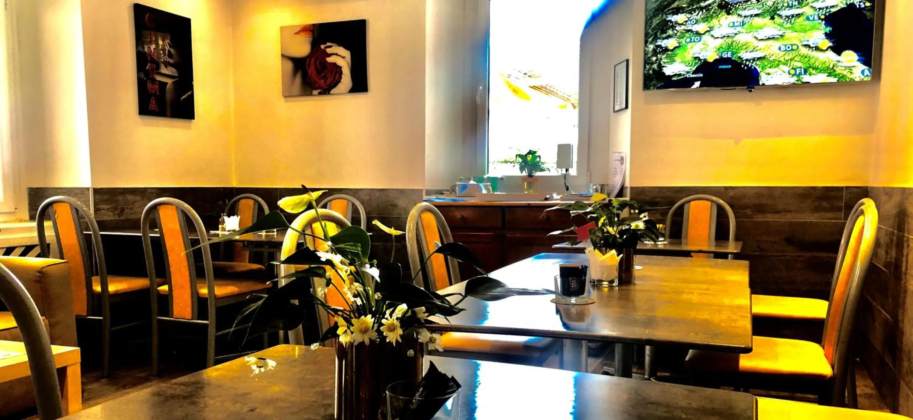 Restaurant/places to eat in Hotel della Posta