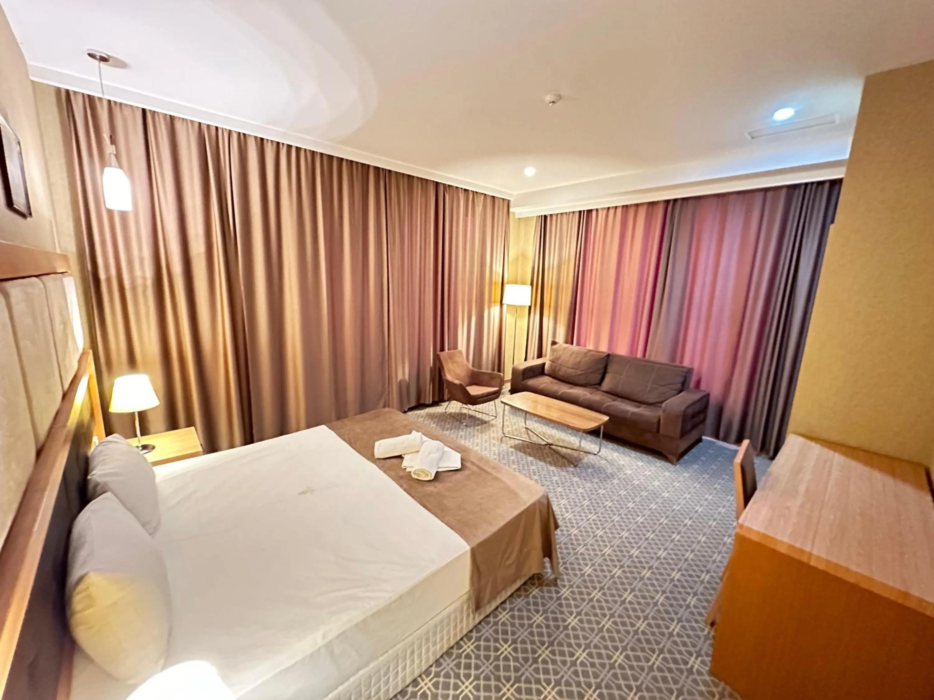 Bed in GM City Hotel Baku