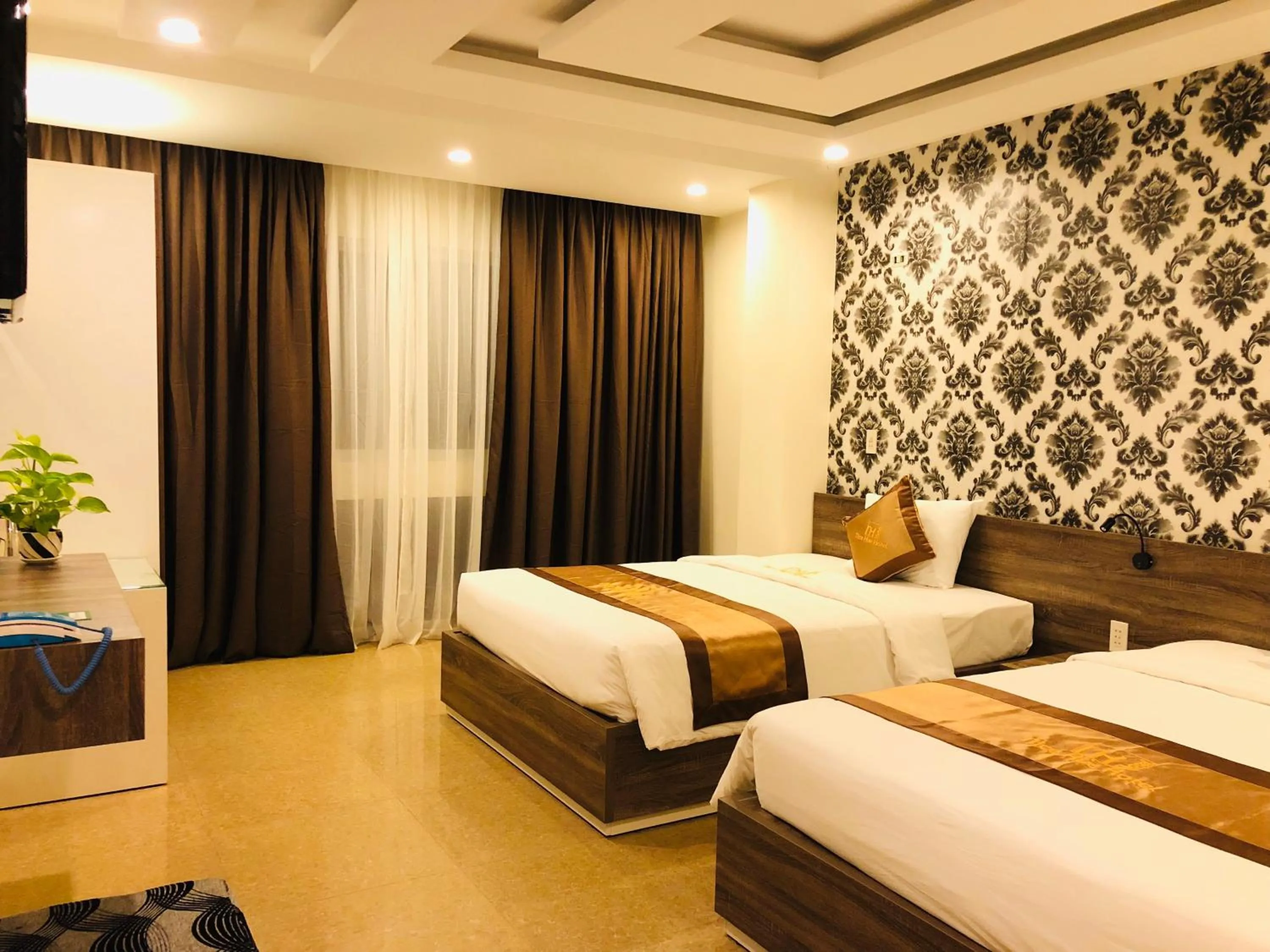 Bedroom, Bed in Nice Hue Hotel