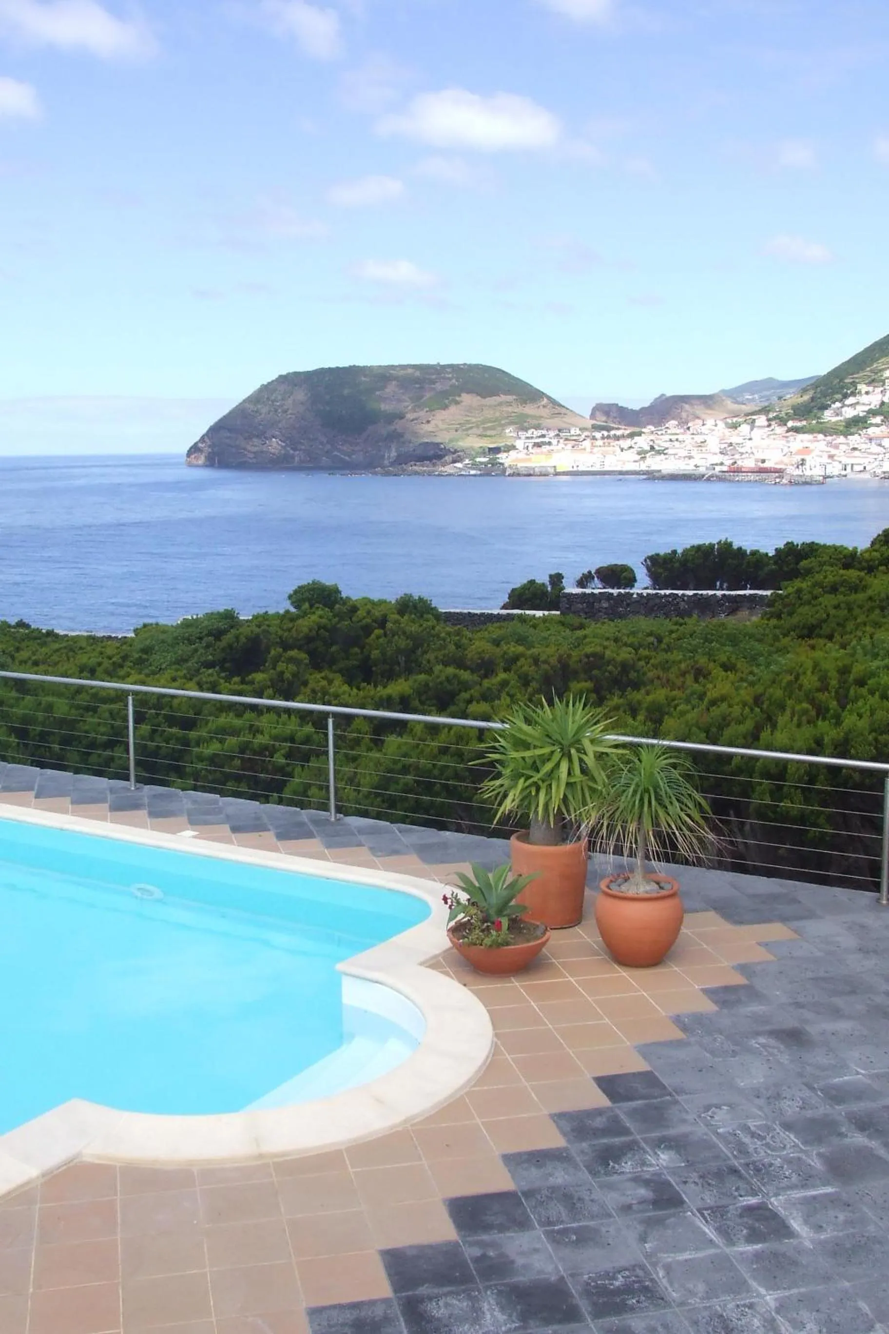 Swimming pool in Cantinho das Buganvilias AT****