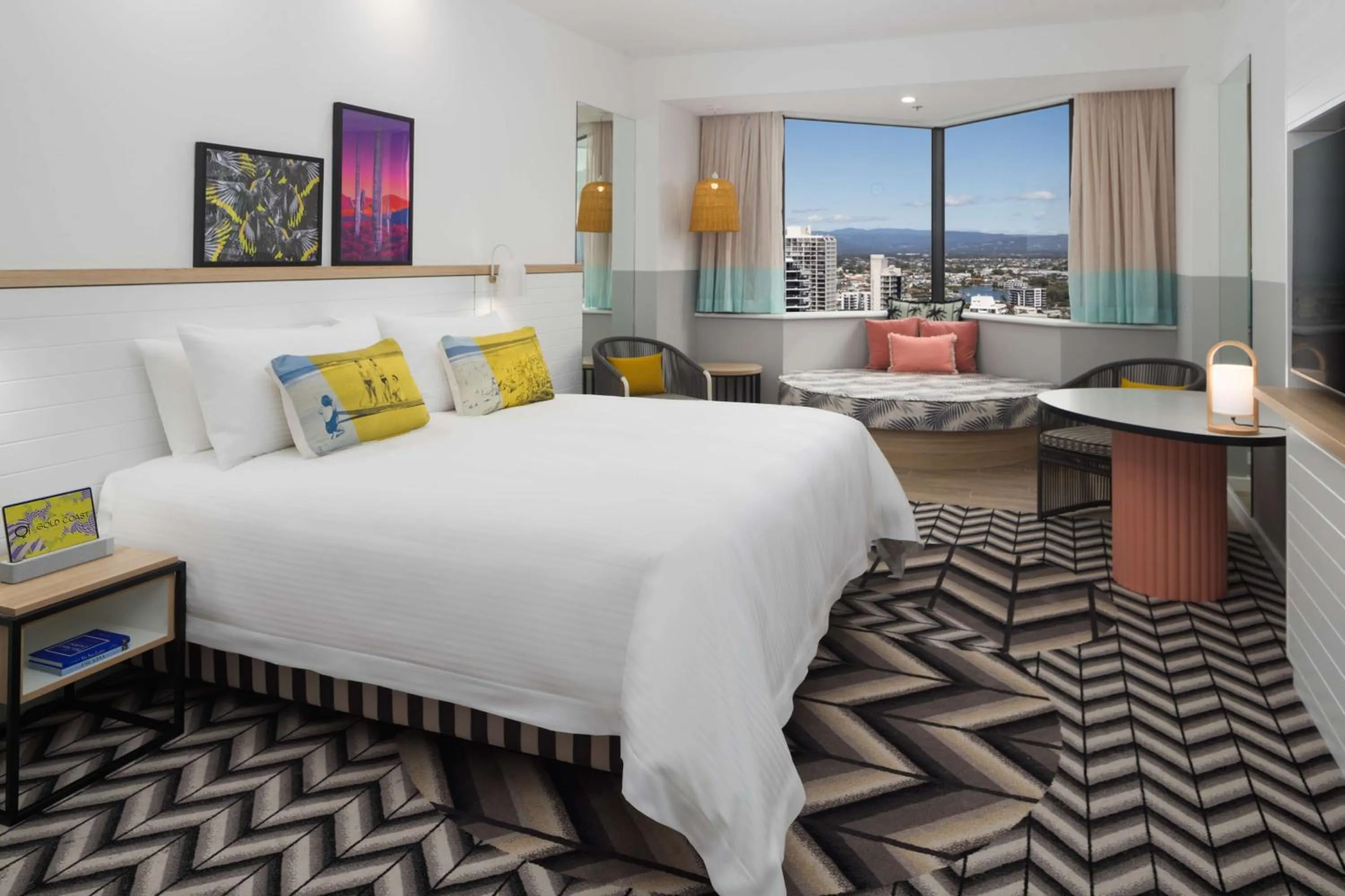 Bedroom, Bed in QT Gold Coast