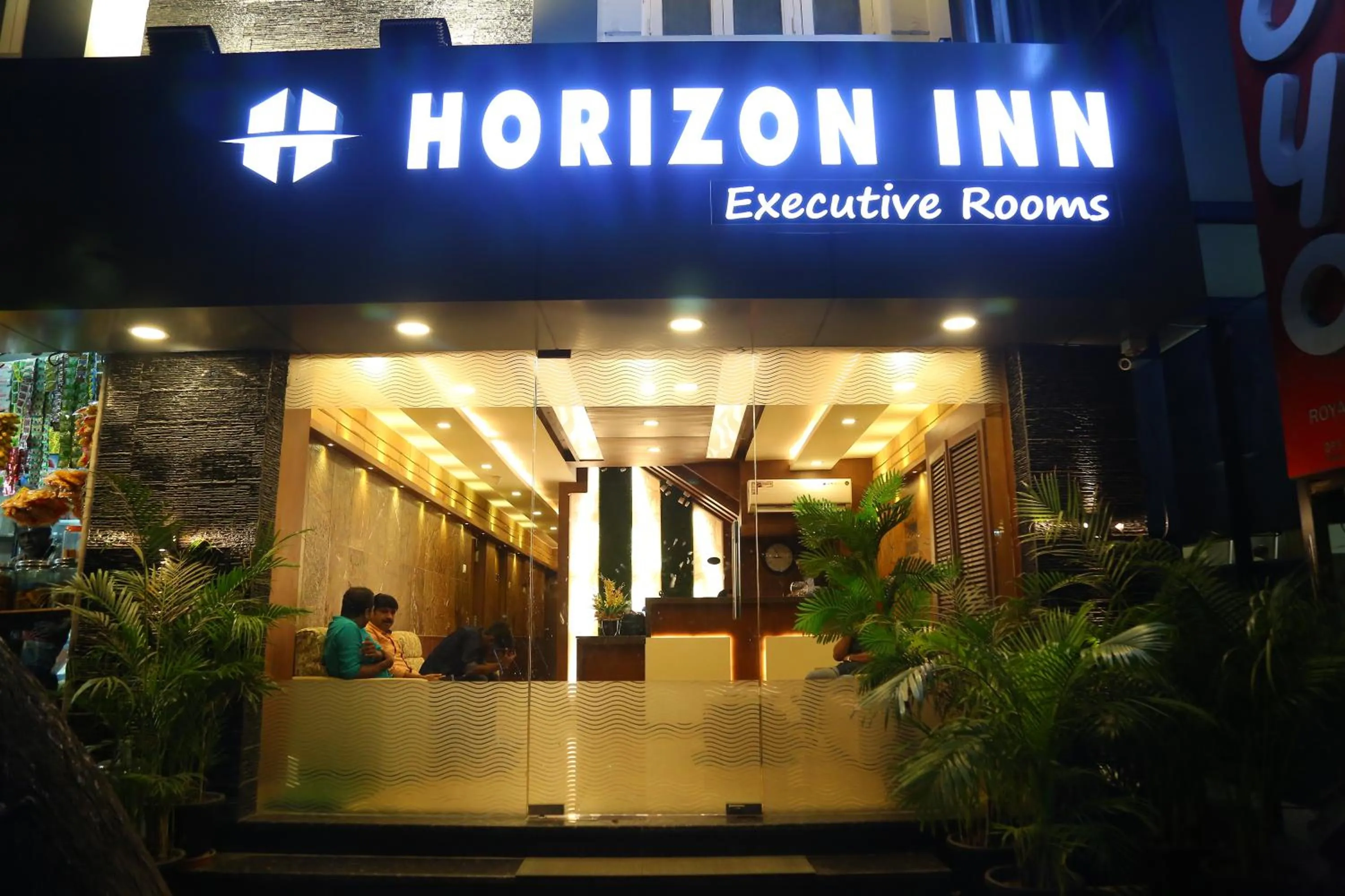 Property building in Horizon Inn