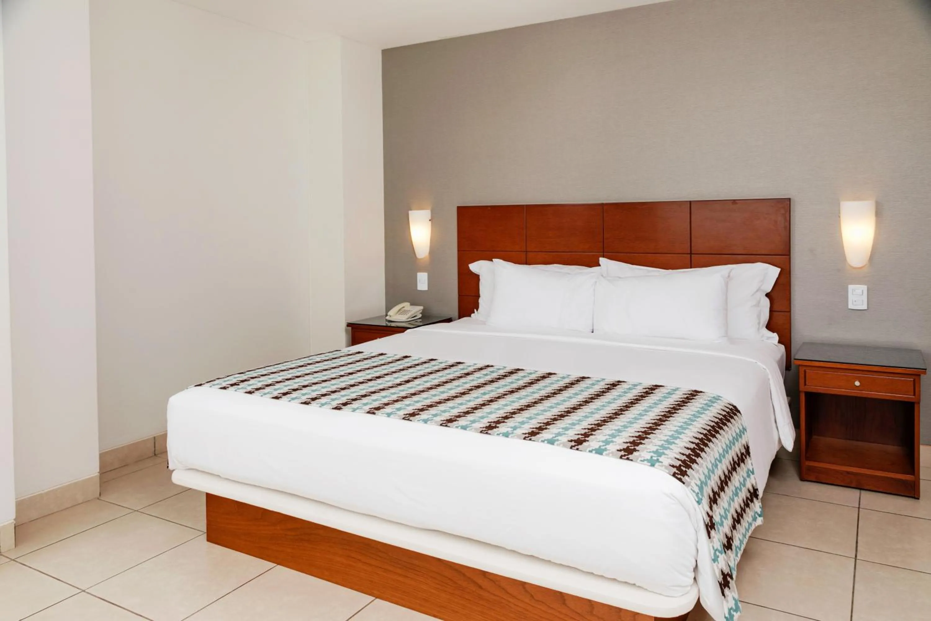 Bed in Wyndham Costa del Sol Pucallpa