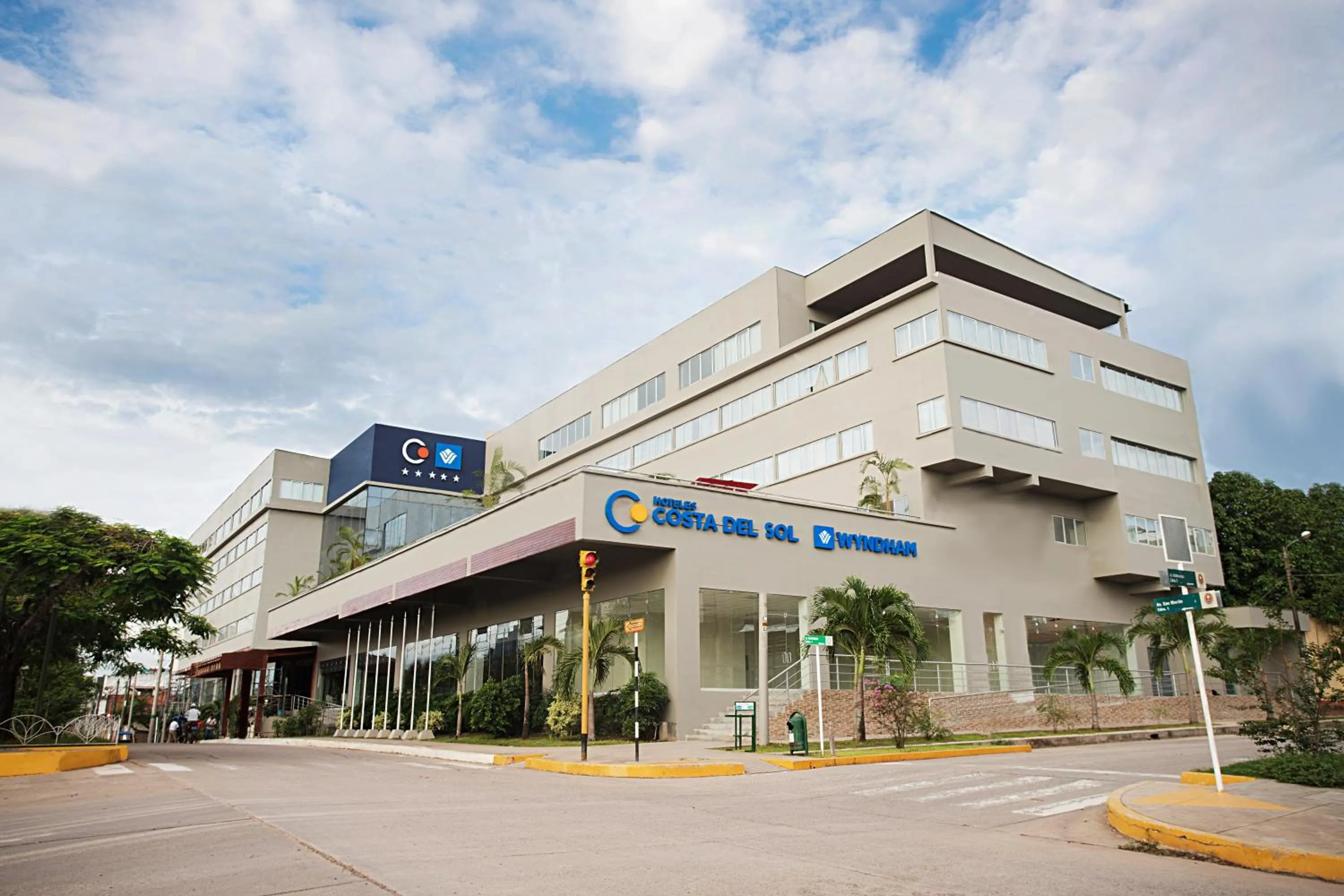Property building in Wyndham Costa del Sol Pucallpa