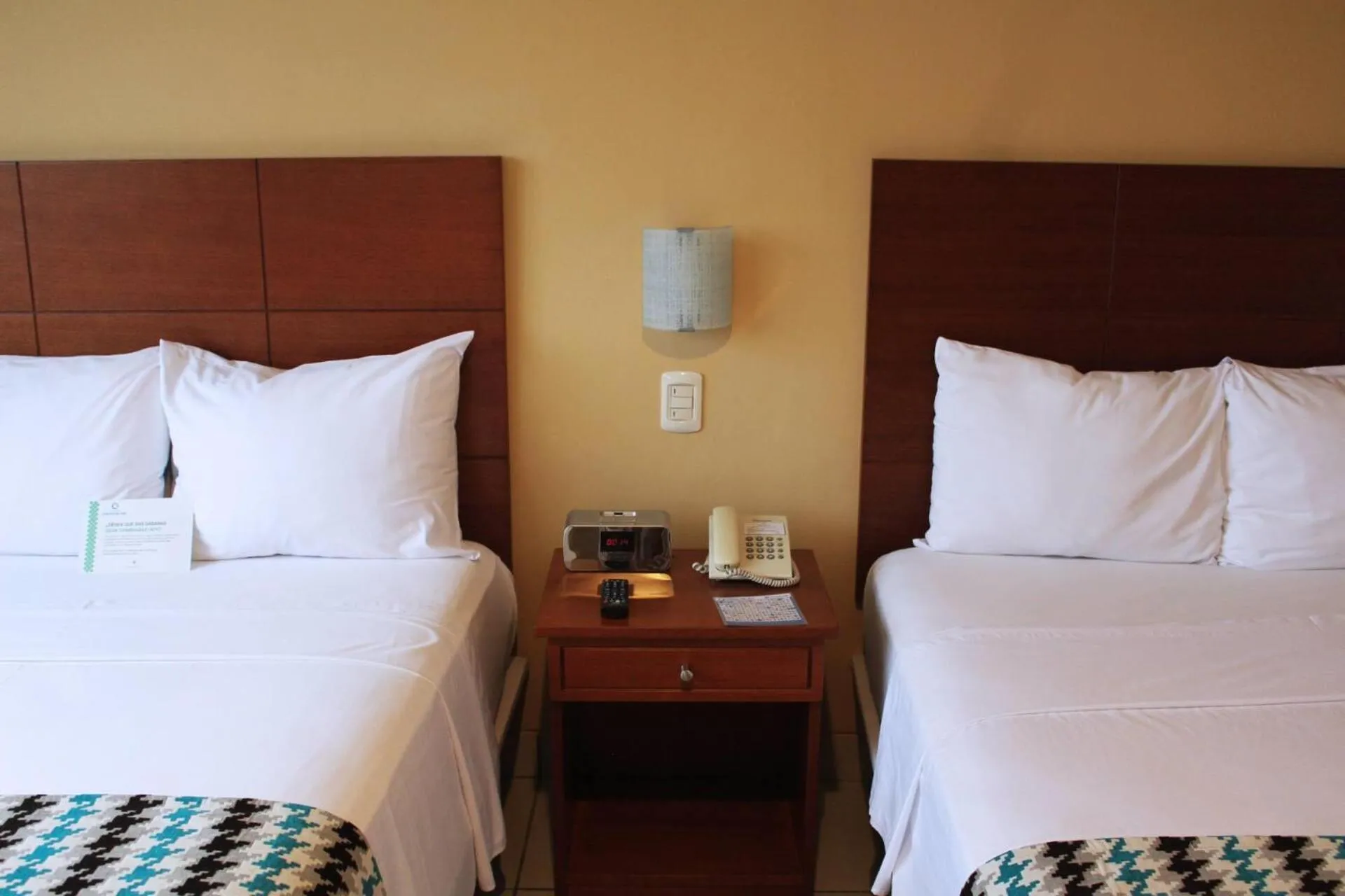 Photo of the whole room, Bed in Wyndham Costa del Sol Pucallpa