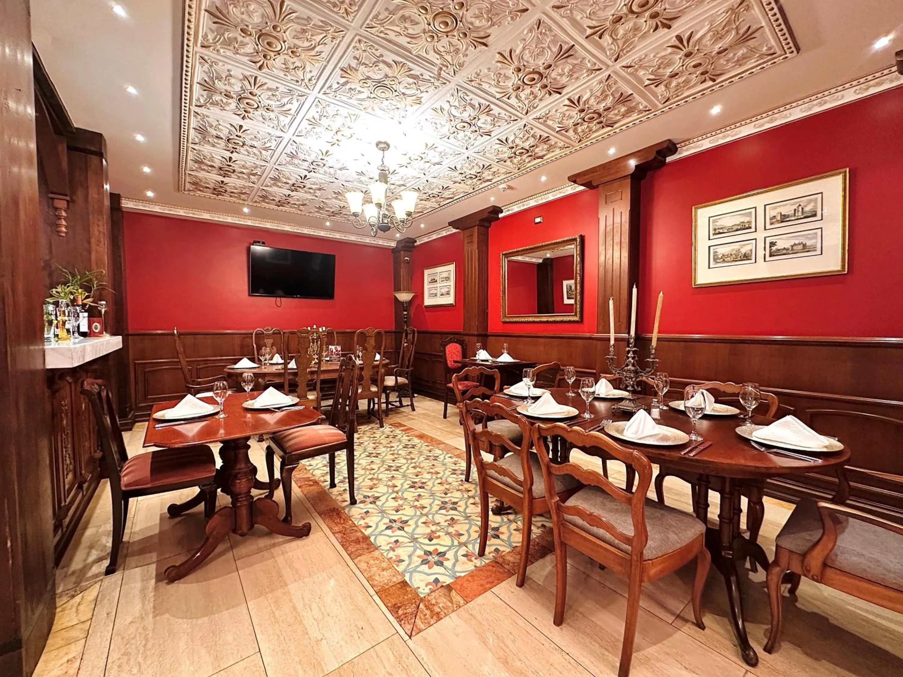 Restaurant/places to eat in San Juan Hotel