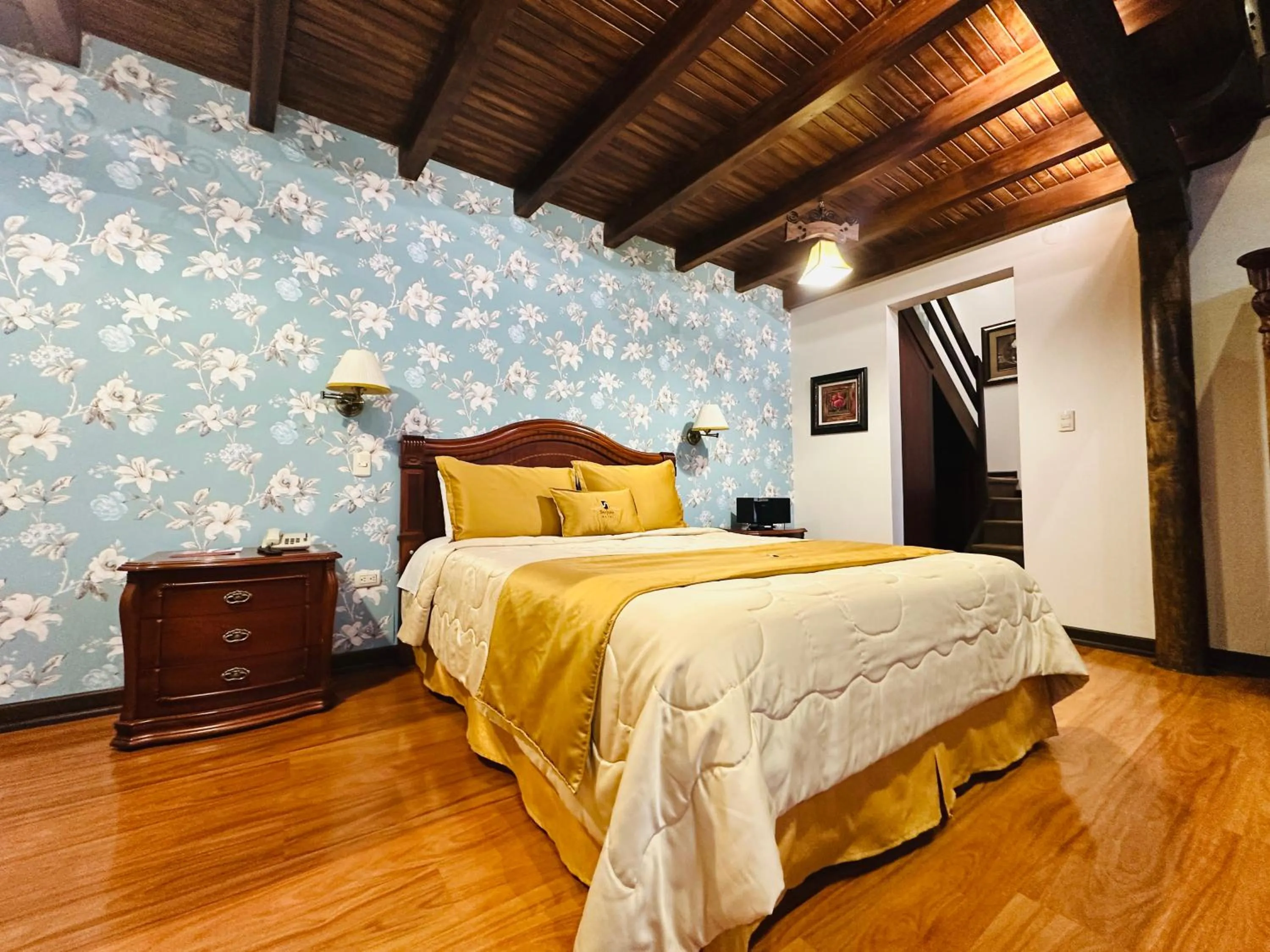 Photo of the whole room, Bed in San Juan Hotel