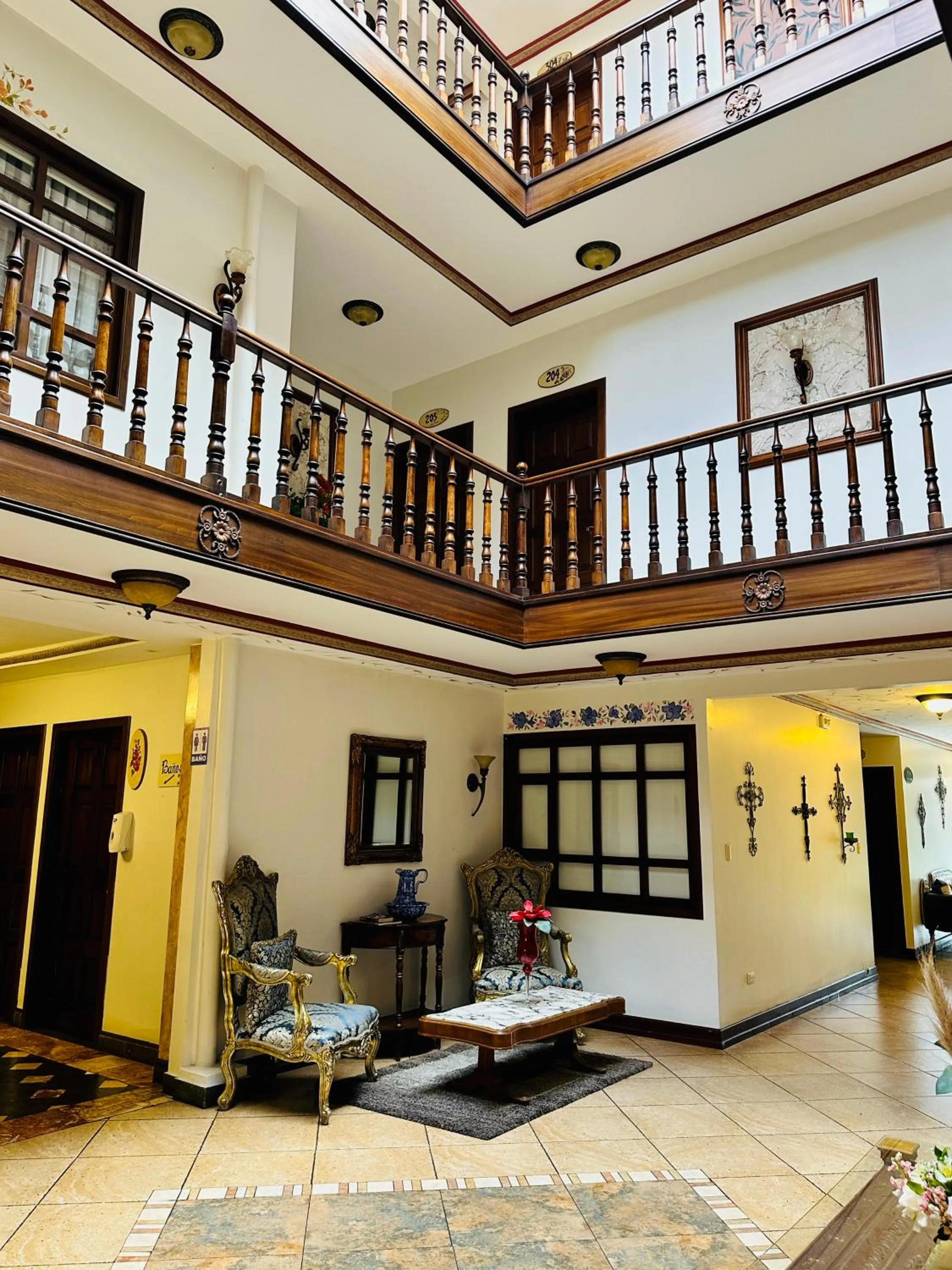 Inner courtyard view in San Juan Hotel