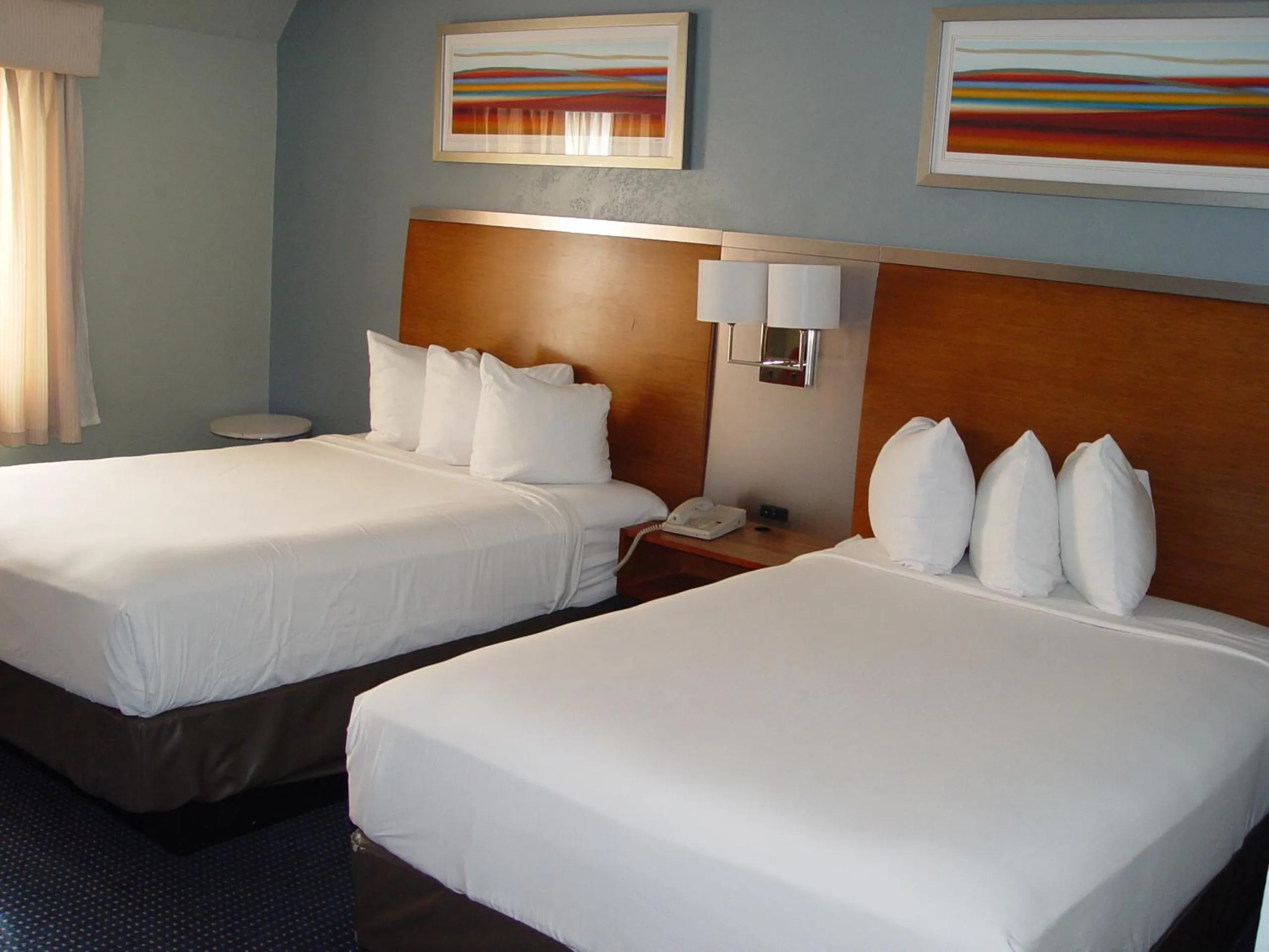 Bedroom, Bed in Duniya Hotel