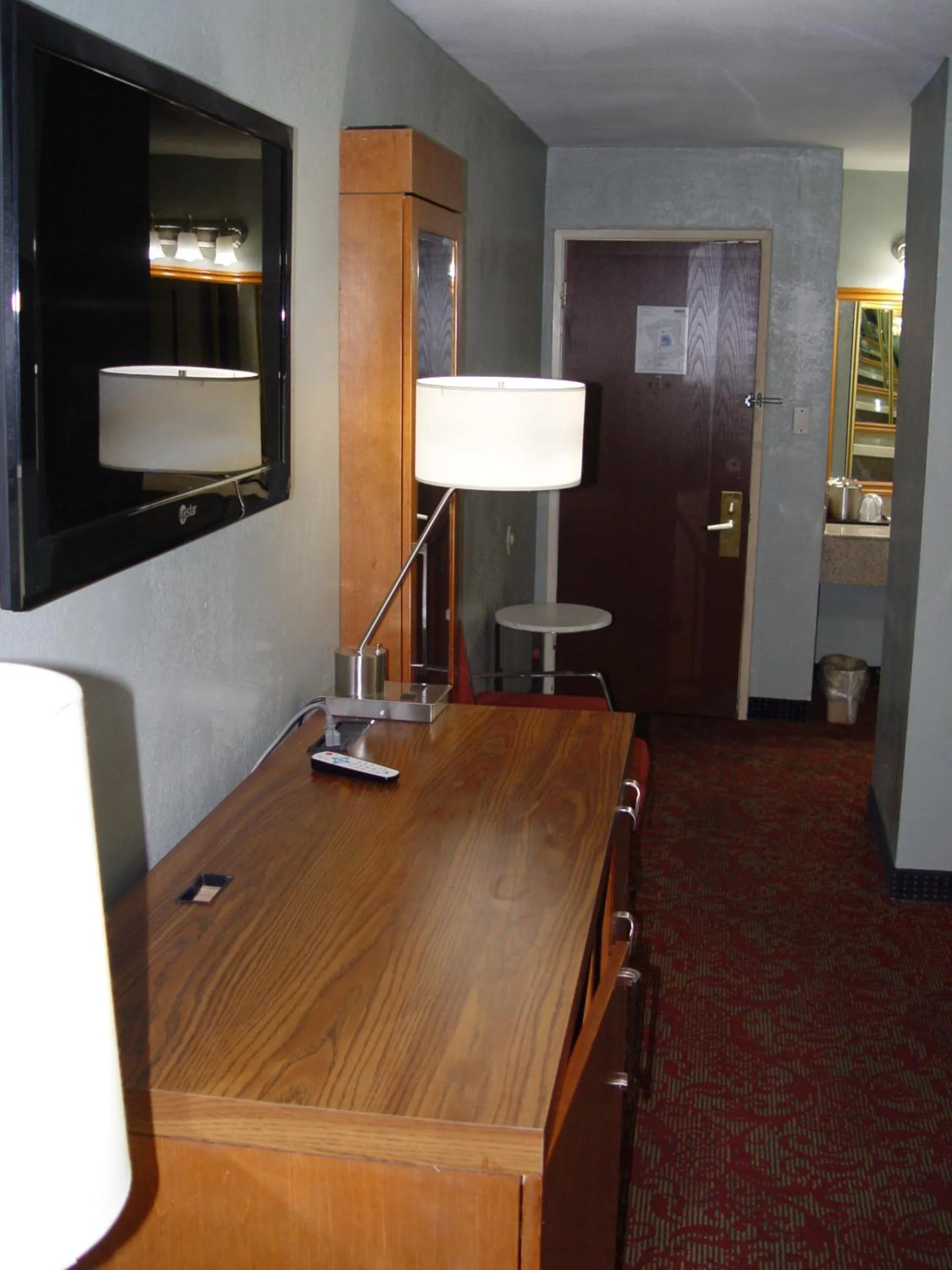 TV and multimedia in Duniya Hotel