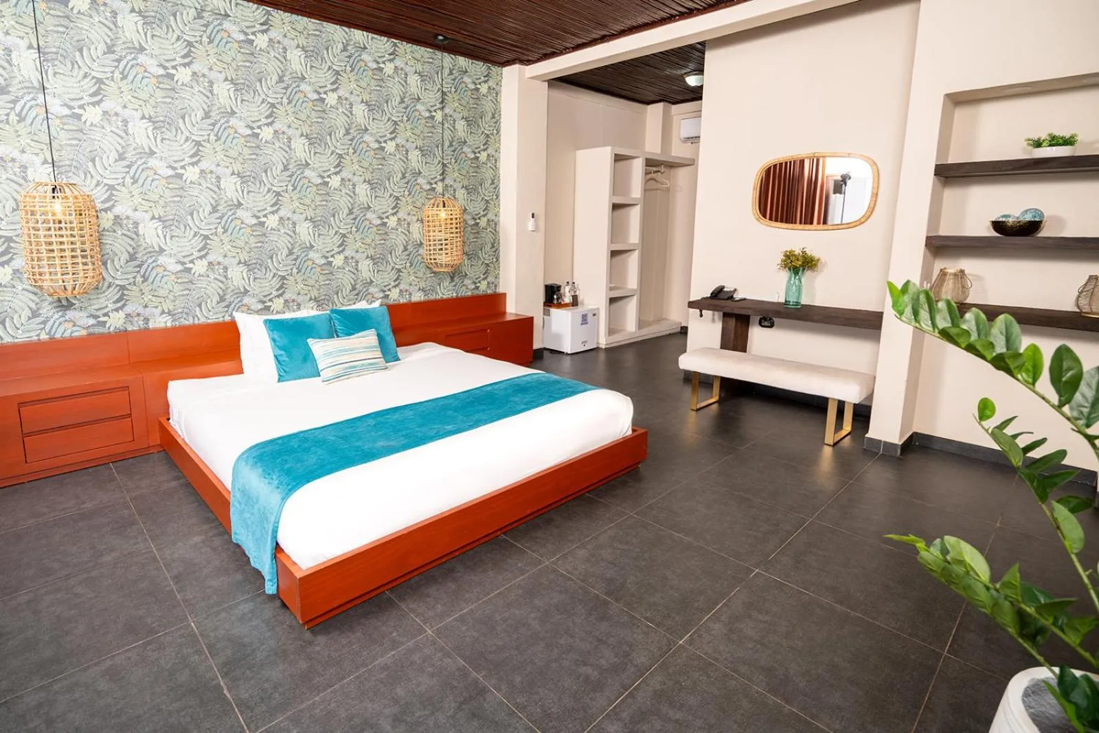 TV and multimedia, Bed in Hotel Los Farallones