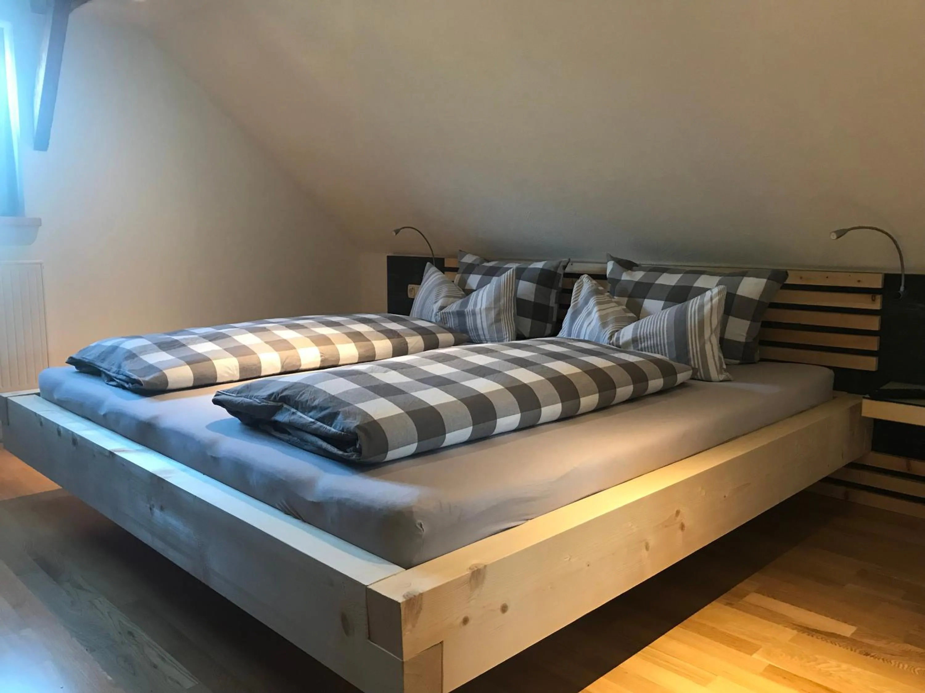 Bed in mein Quartier