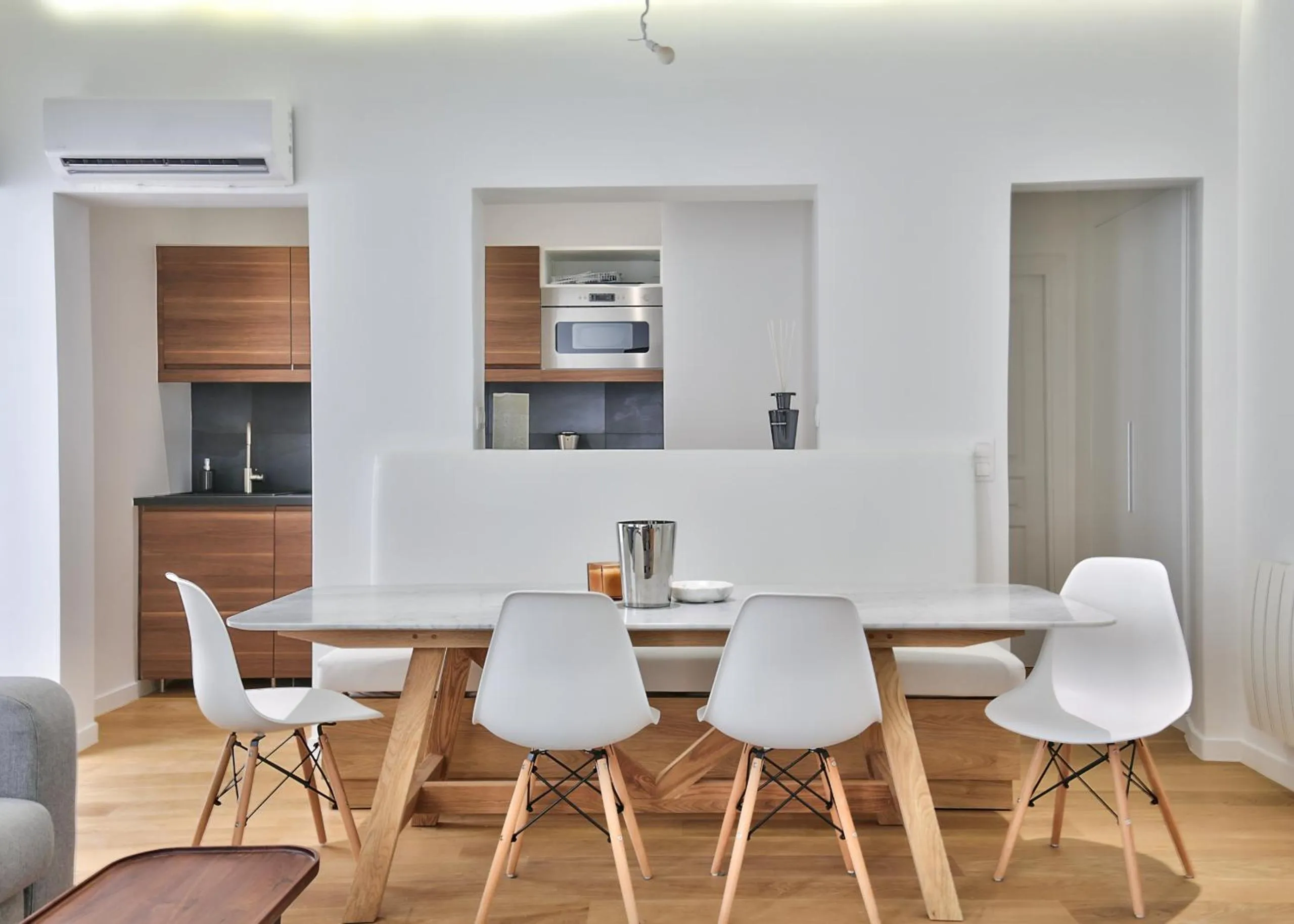 Dining area in 69 - Authentic Parisian Home