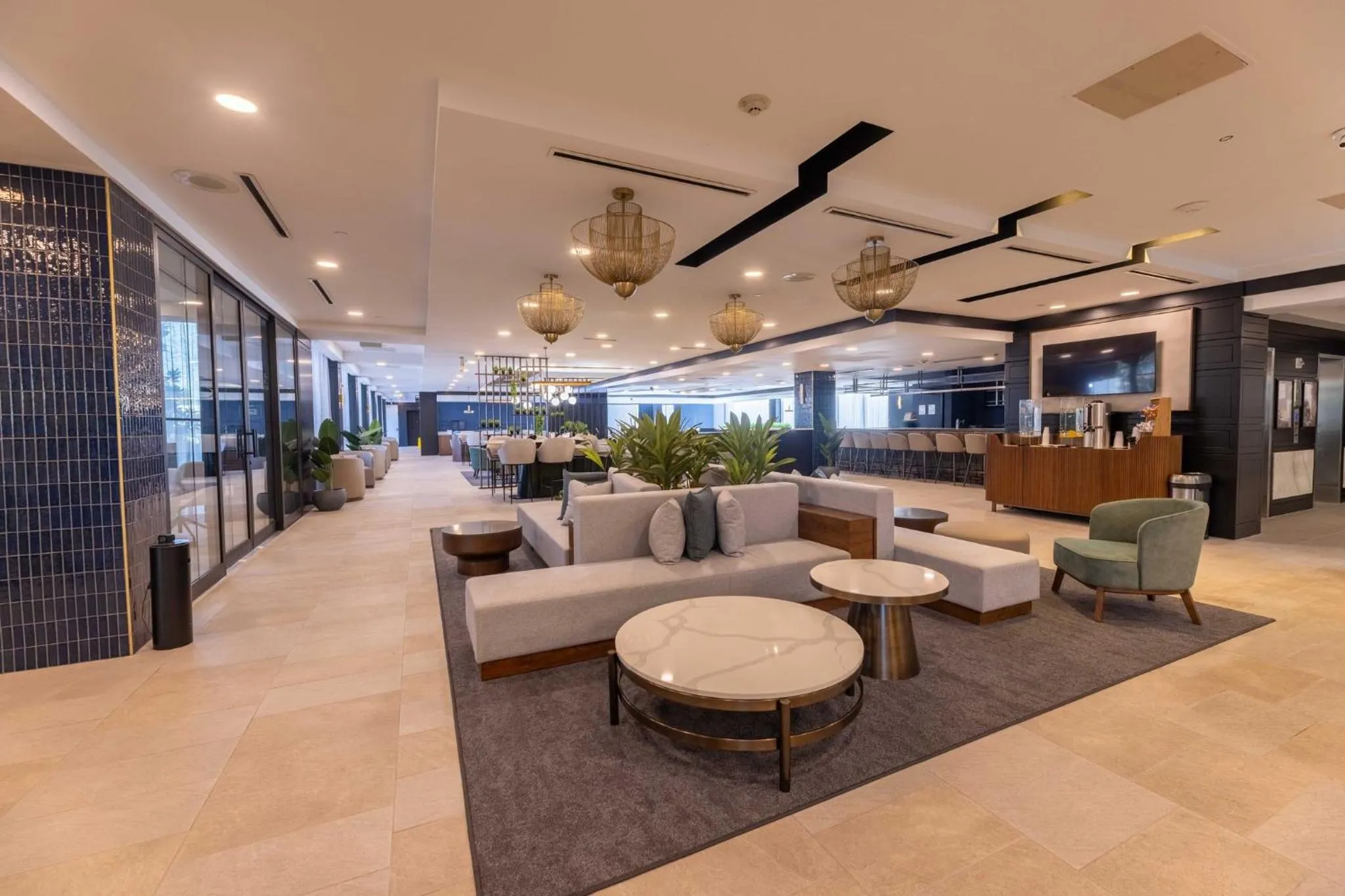 Property building in Crowne Plaza Houston Galleria Area by IHG