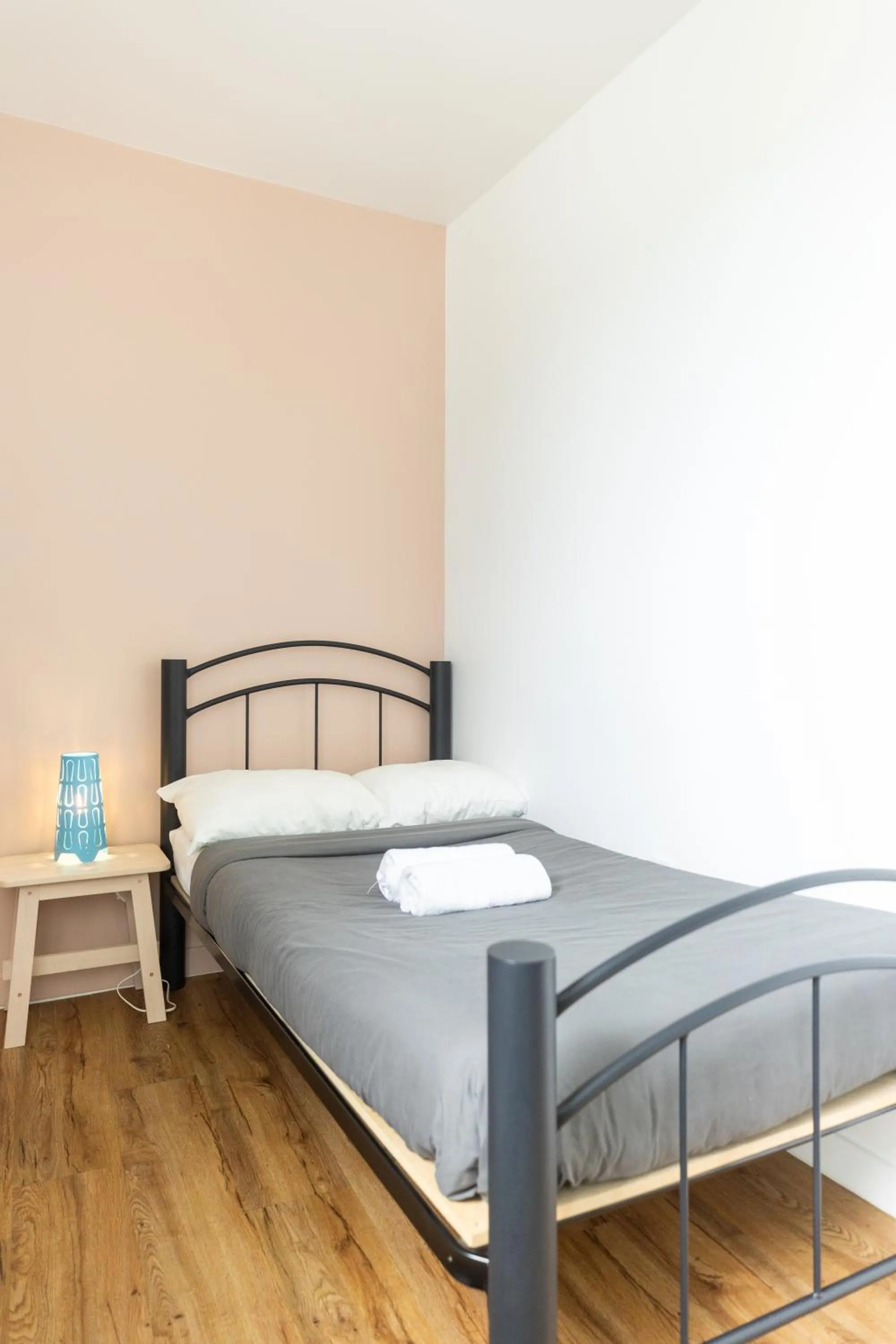 Bed in Auberge Saintlo Montréal Hostel