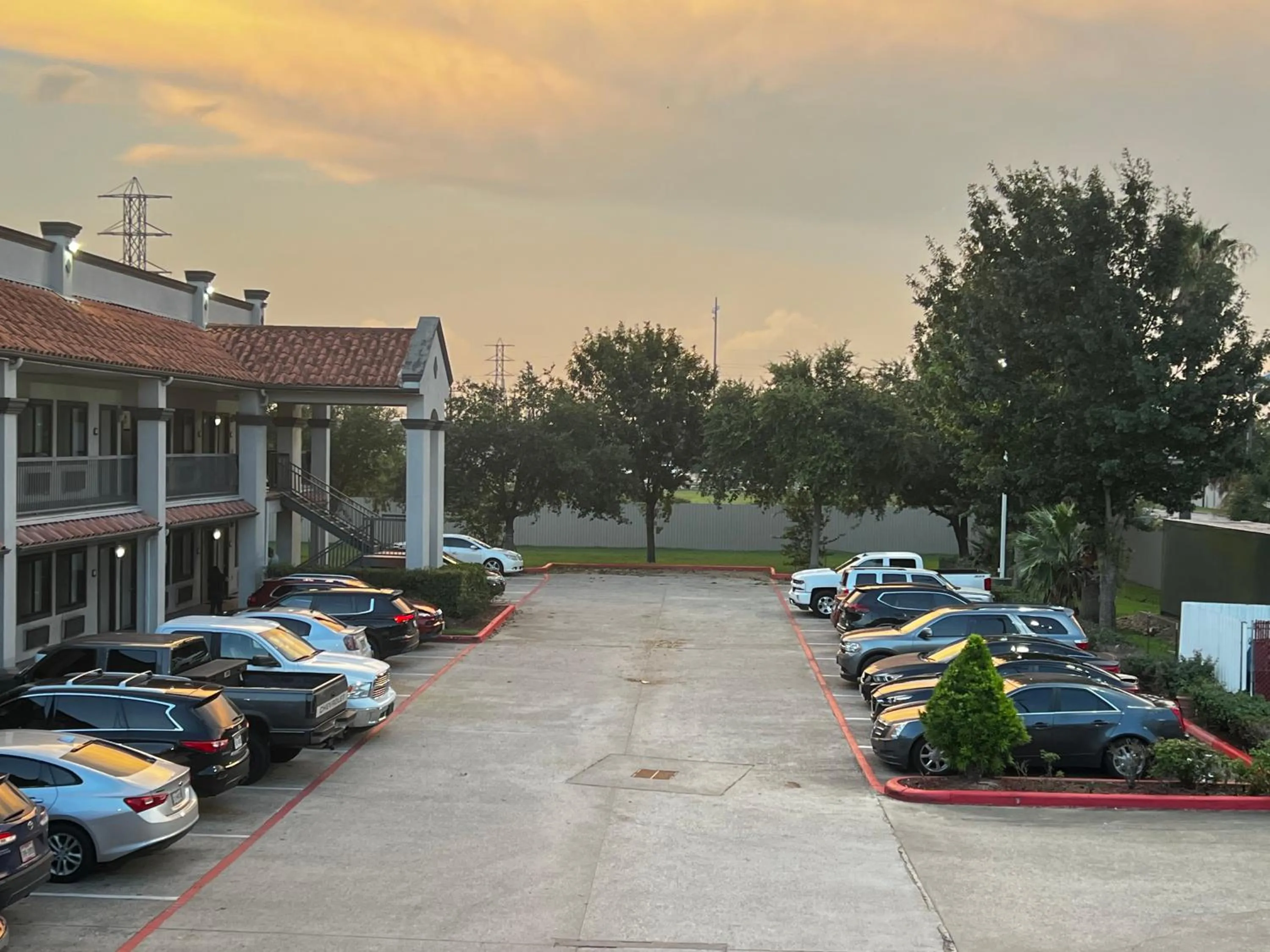 Property building in Island Suites Hobby Airport