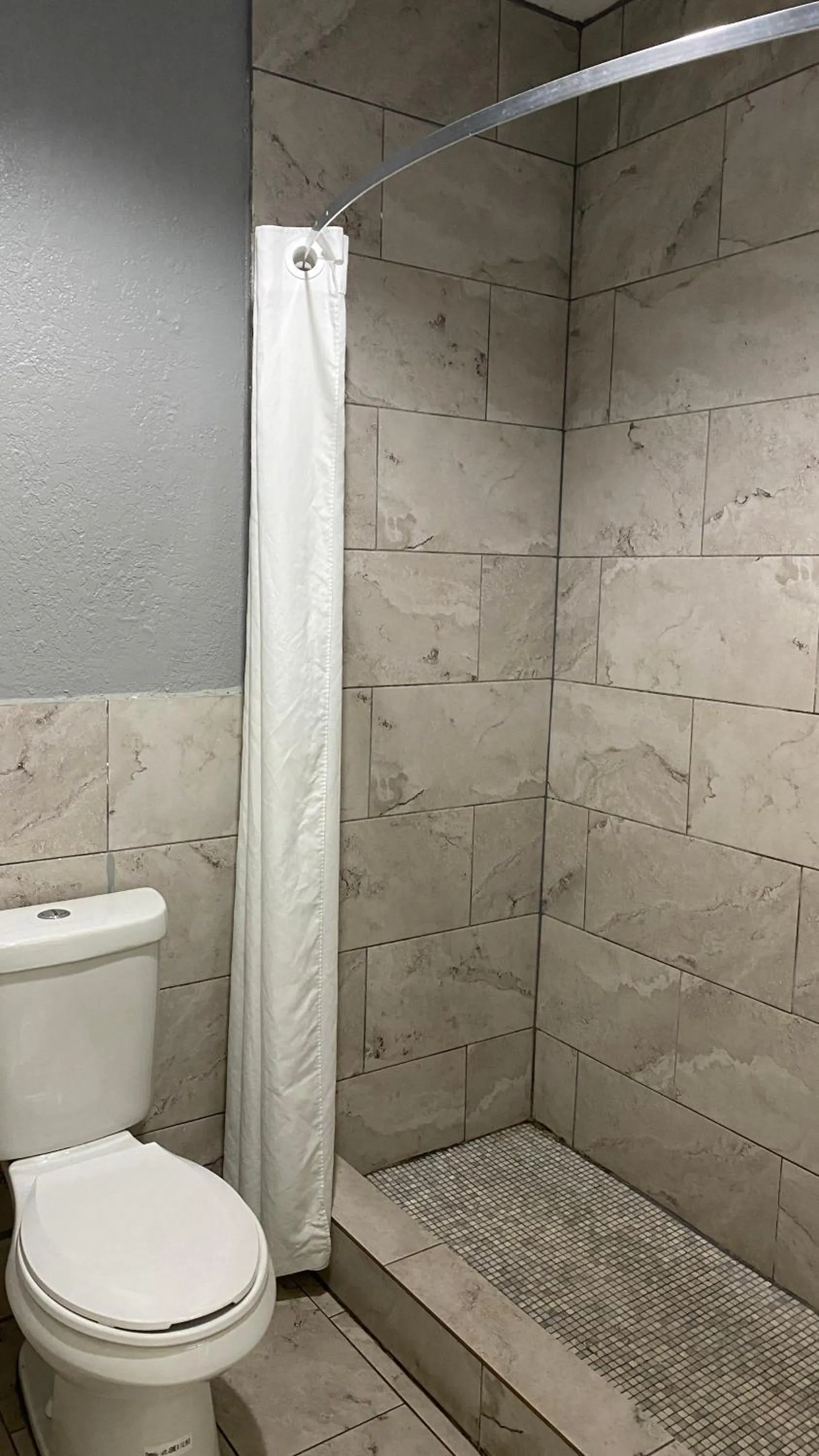 Island Suites Hobby Airport