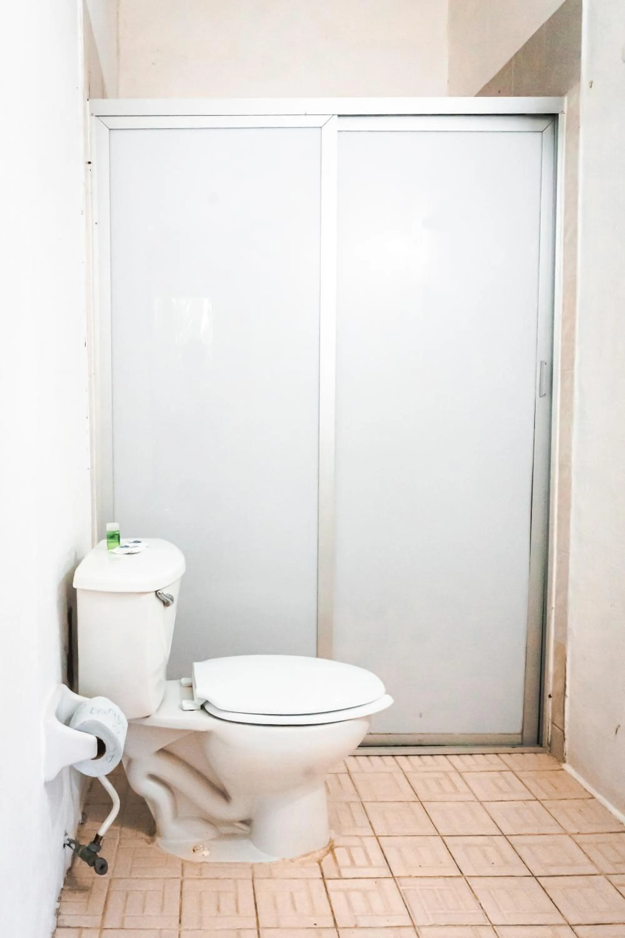 Bathroom in Hotel Bungalows Acuario