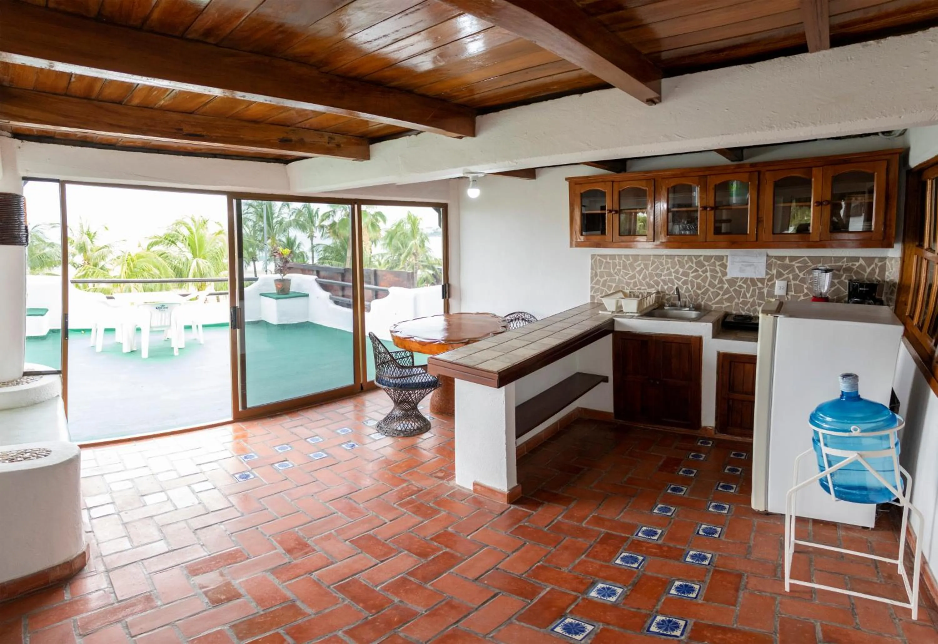 kitchen in Hotel Bungalows Acuario