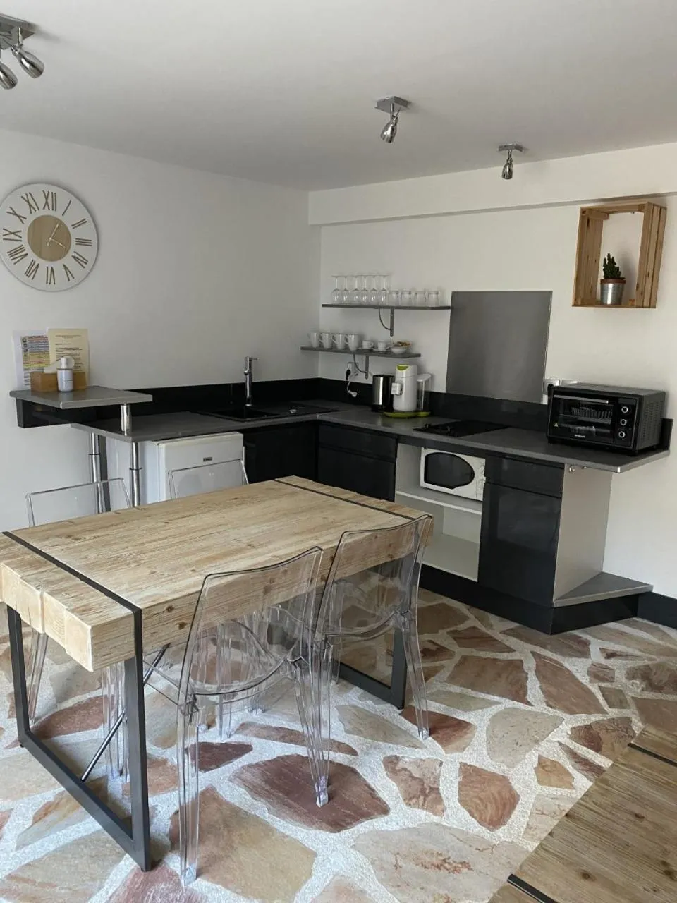Kitchen or kitchenette in Au Gre Du Sud