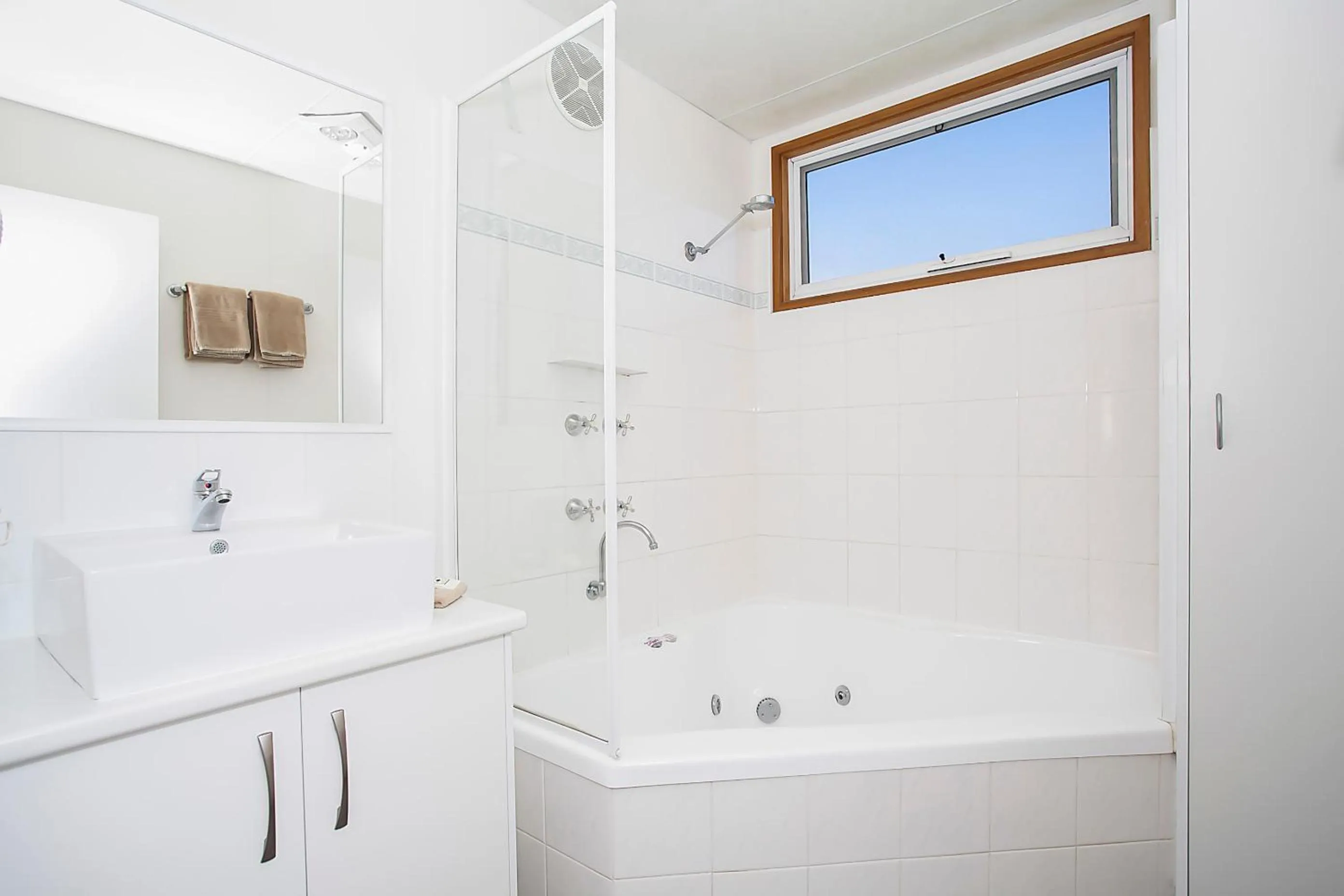 Bathroom in Great Ocean Road Tourist Park