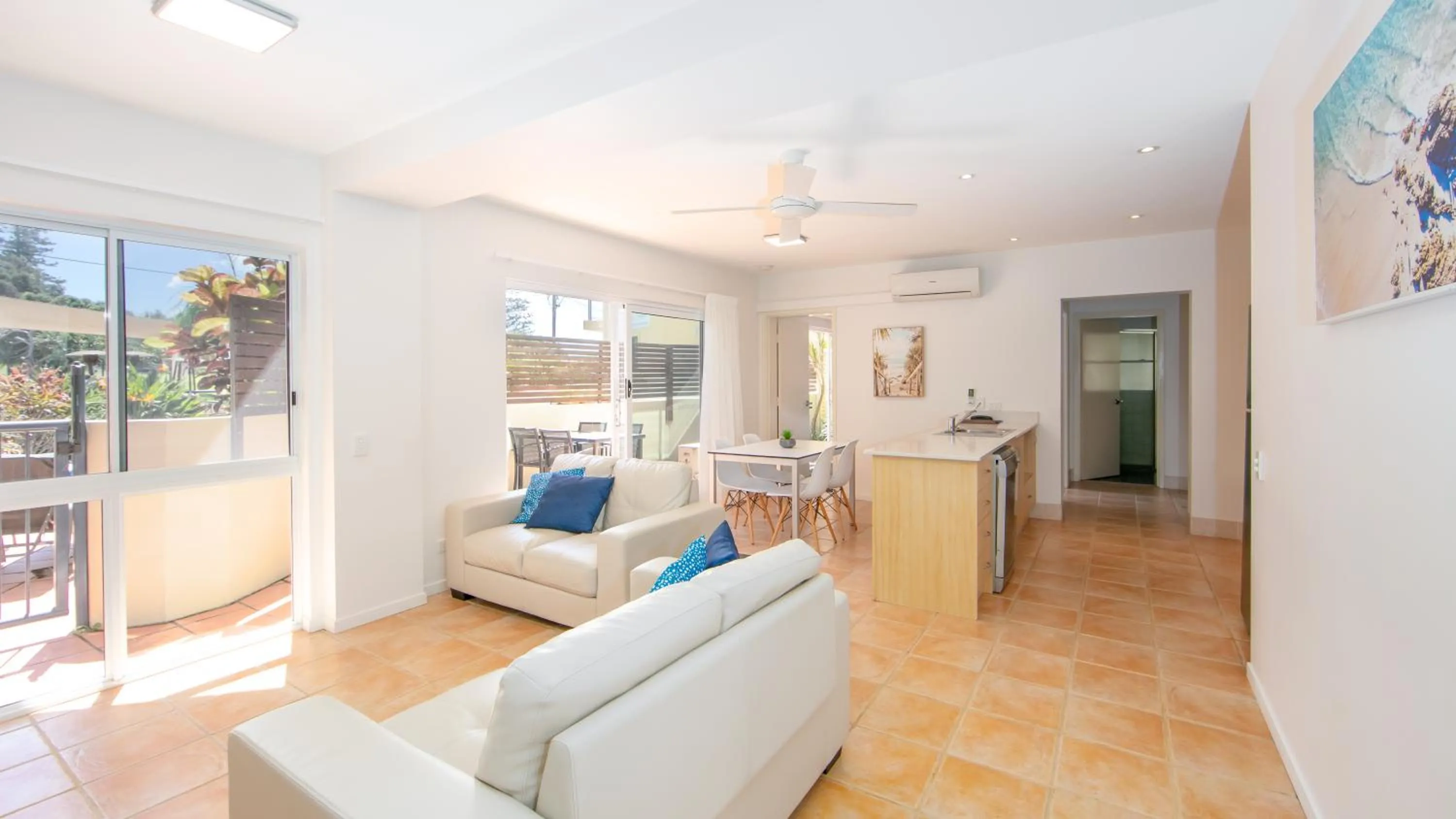 Living room in Yamba Beach Motel