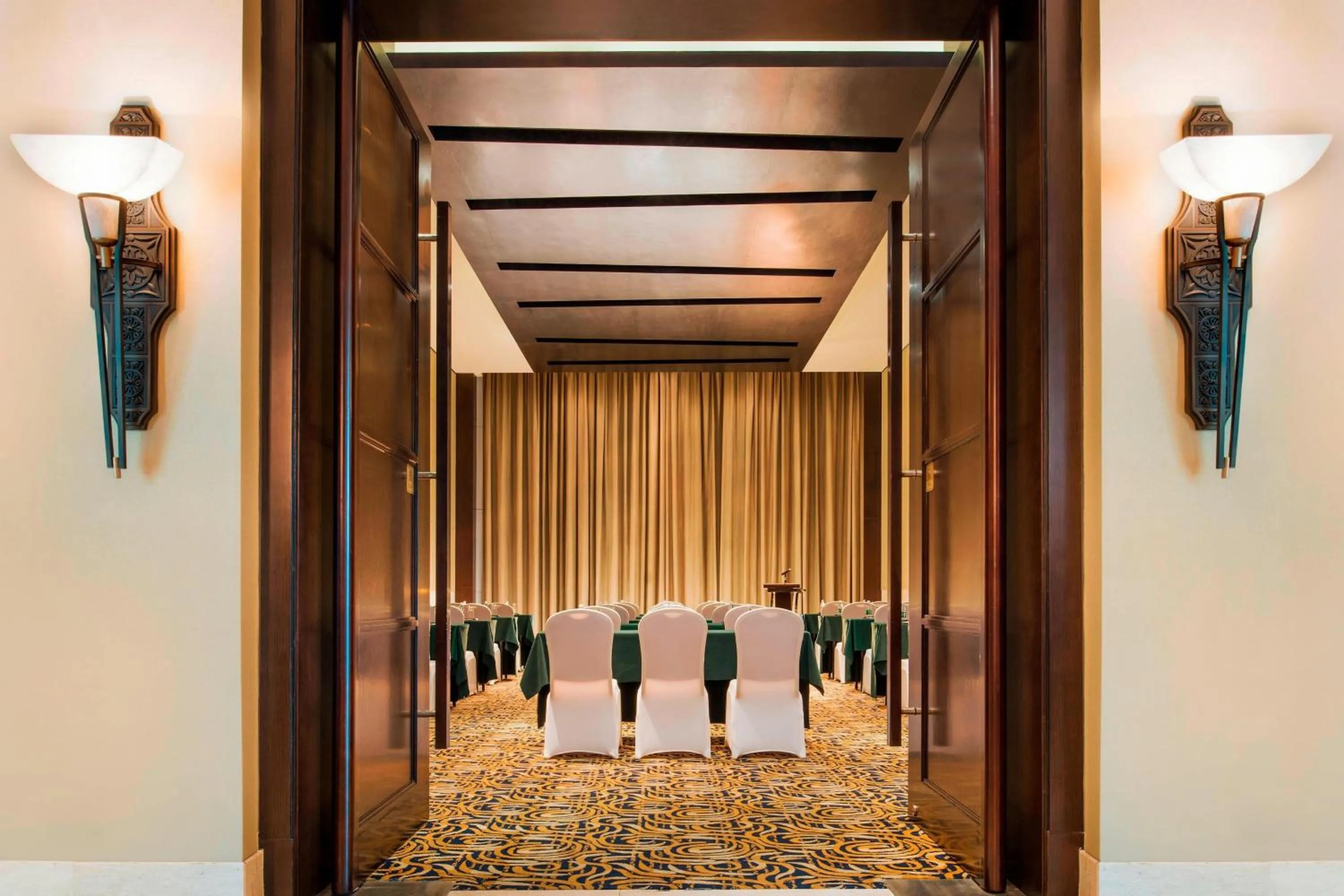 Meeting/conference room in Le Méridien Shimei Bay Beach Resort & Spa