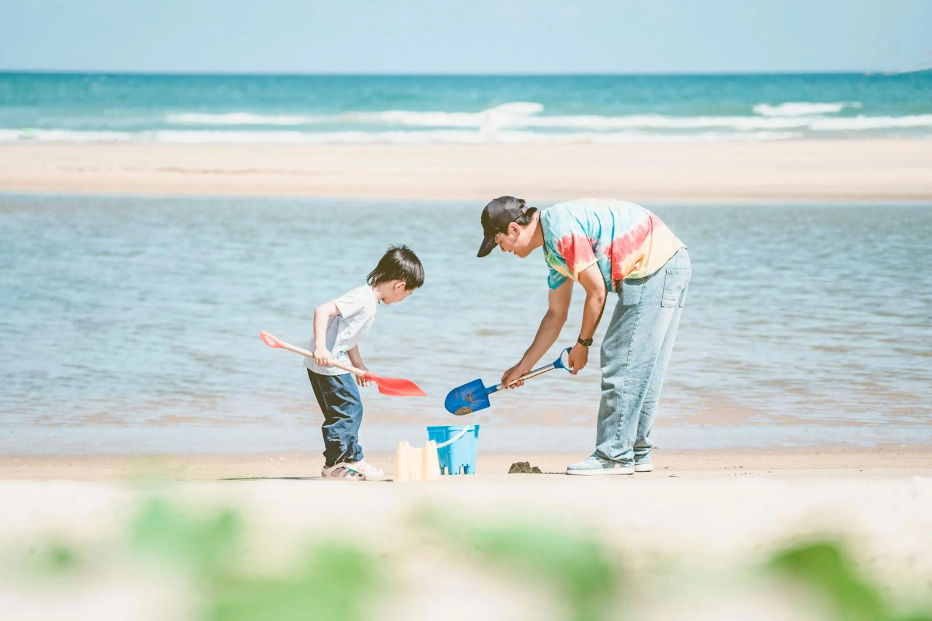 children in Le Méridien Shimei Bay Beach Resort & Spa