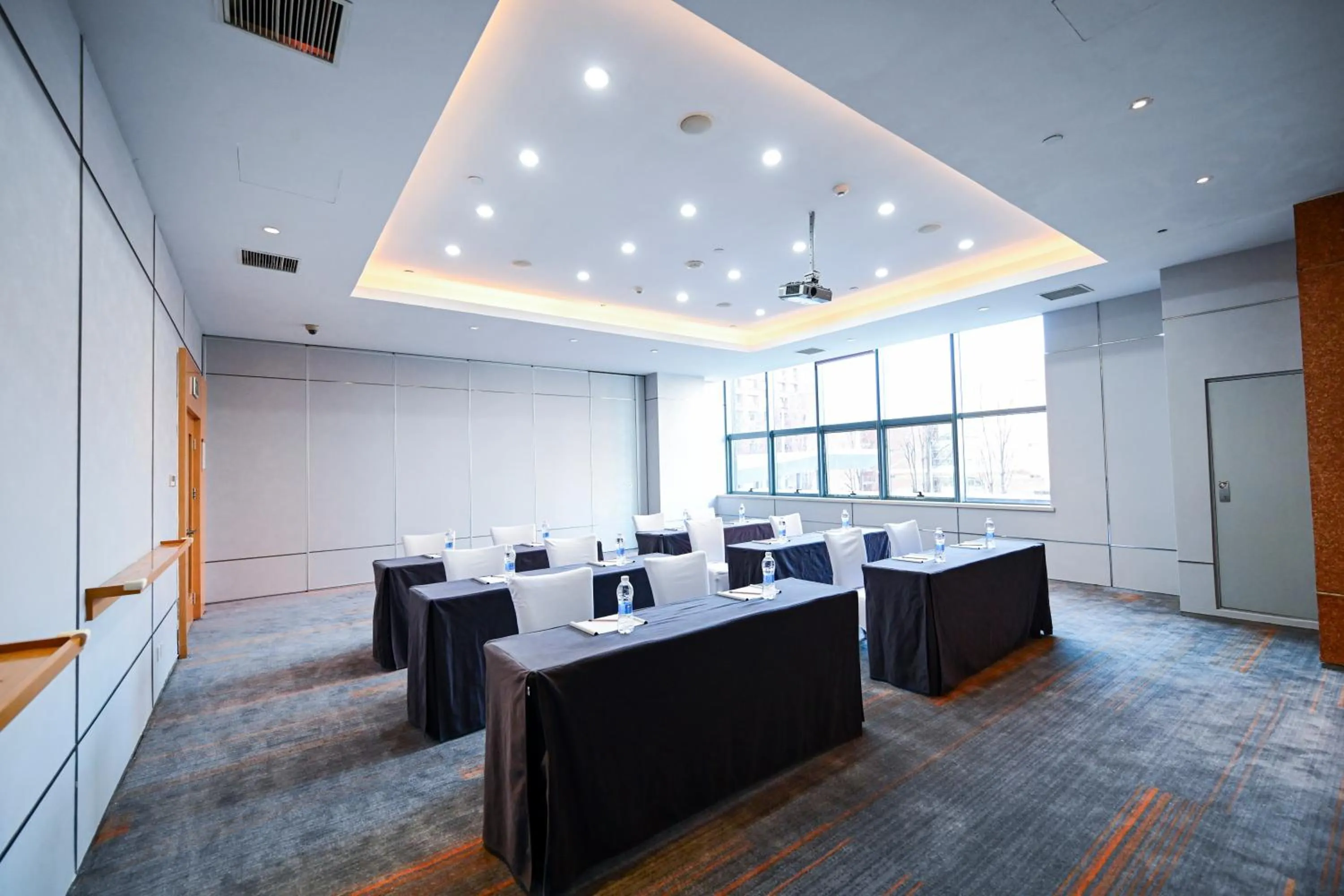 Meeting/conference room in Aloft Beijing, Haidian
