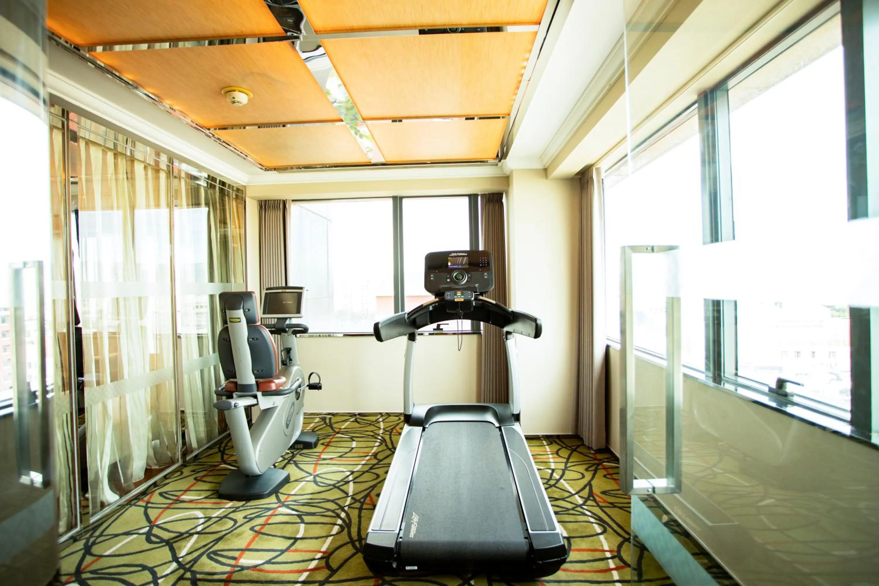 Fitness centre/facilities in Four Points By Sheraton Beijing, Haidian