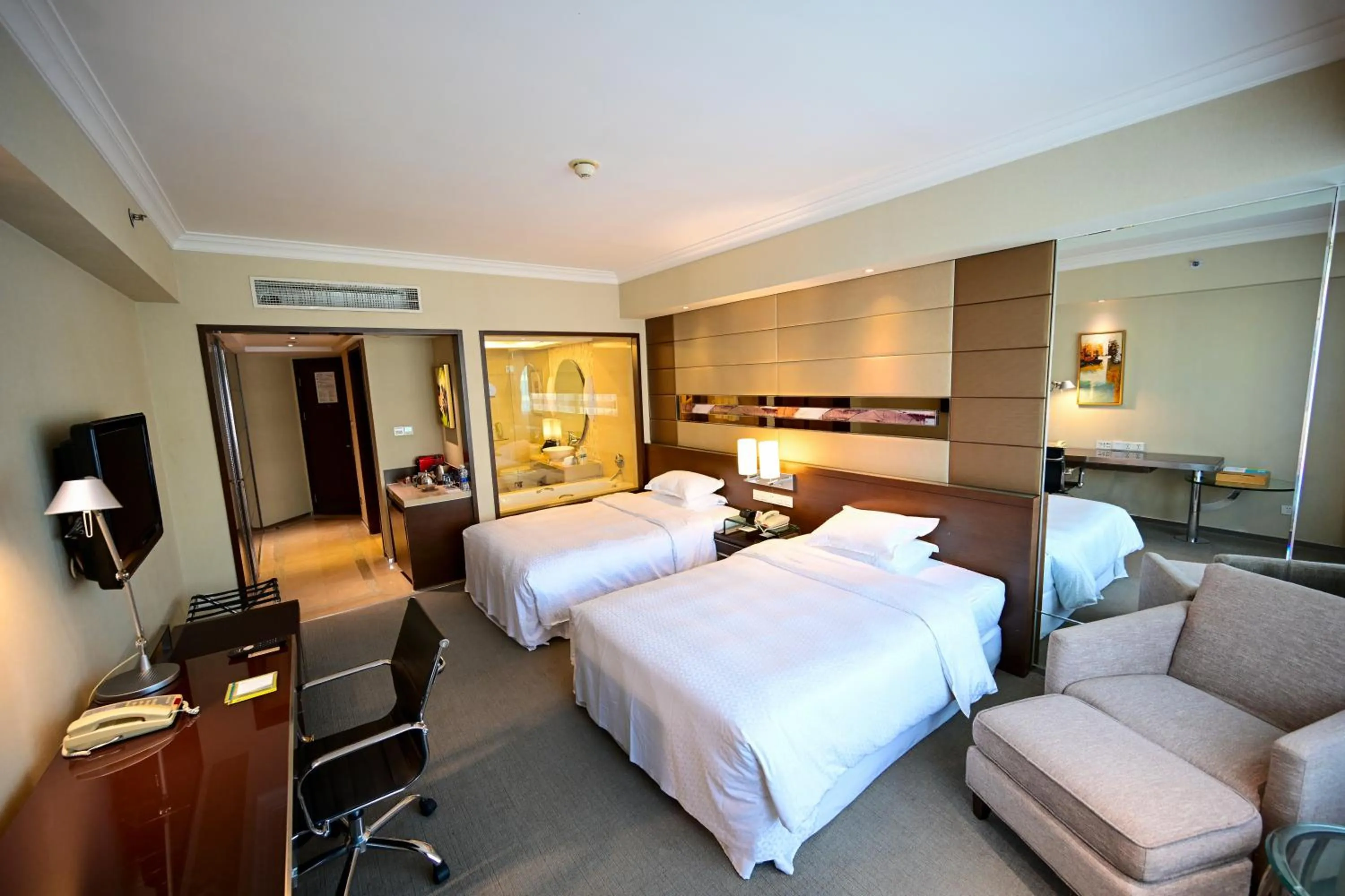 Bed in Four Points By Sheraton Beijing, Haidian